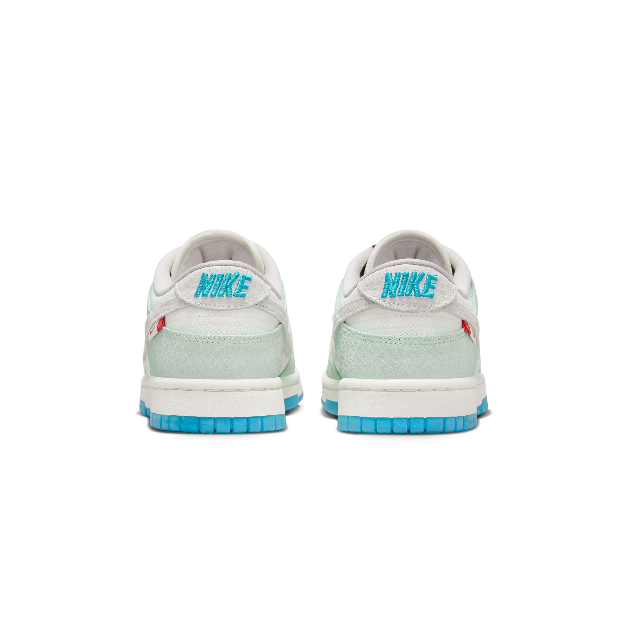 Nike Womens Dunk Low LX Shoes