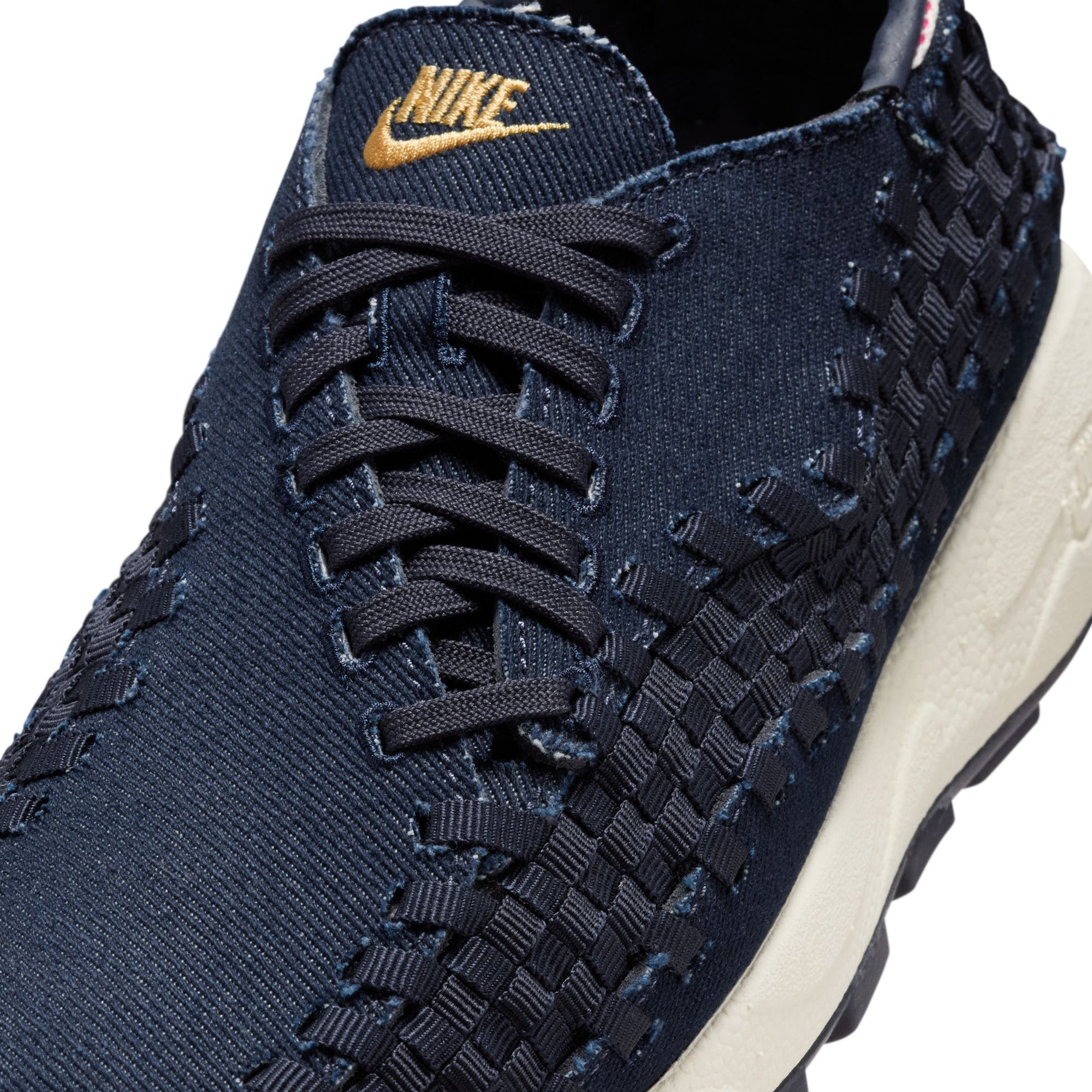 Nike Womens Air Footscape Woven Shoes – Extra Butter