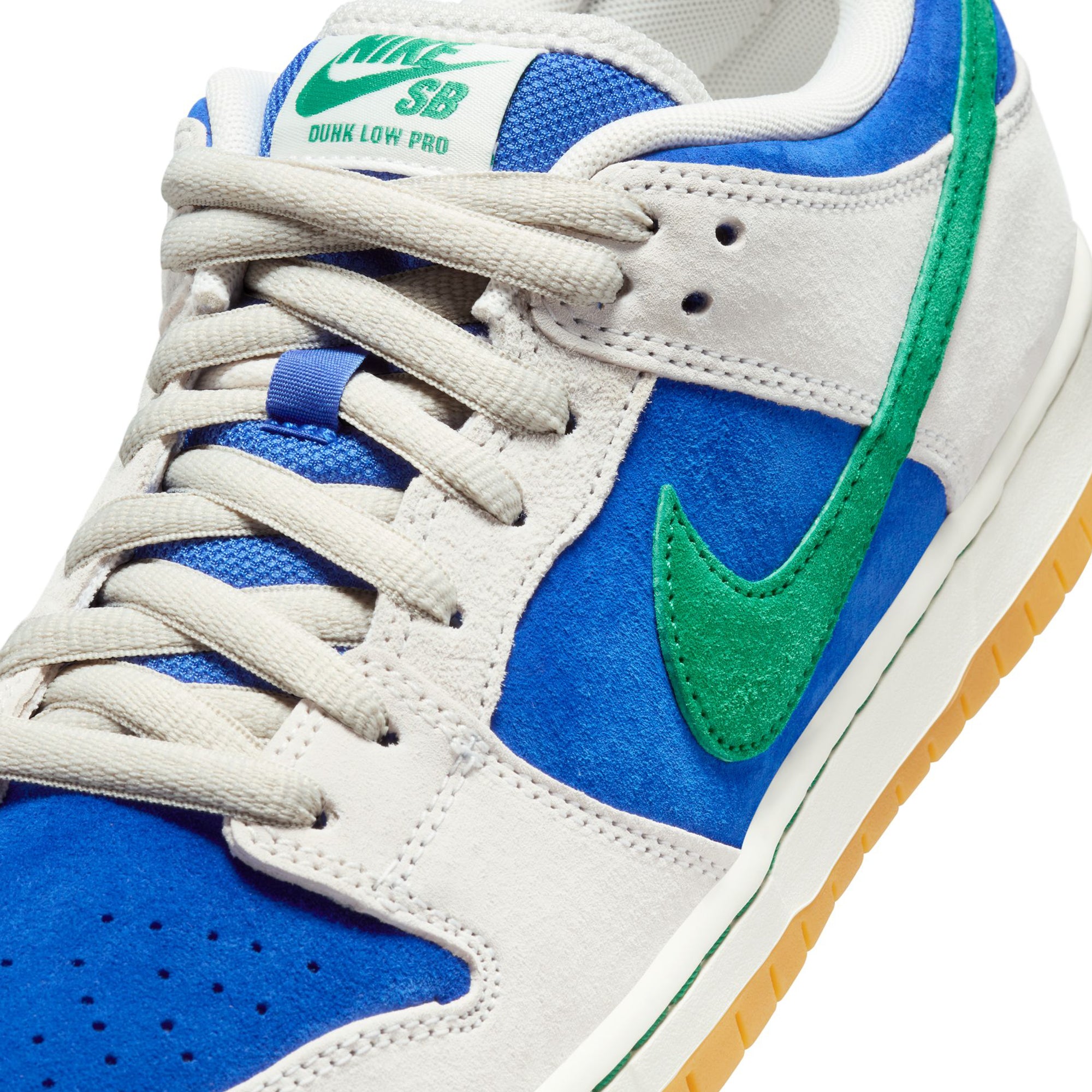 Nike SB Dunk Low Pro Shoes