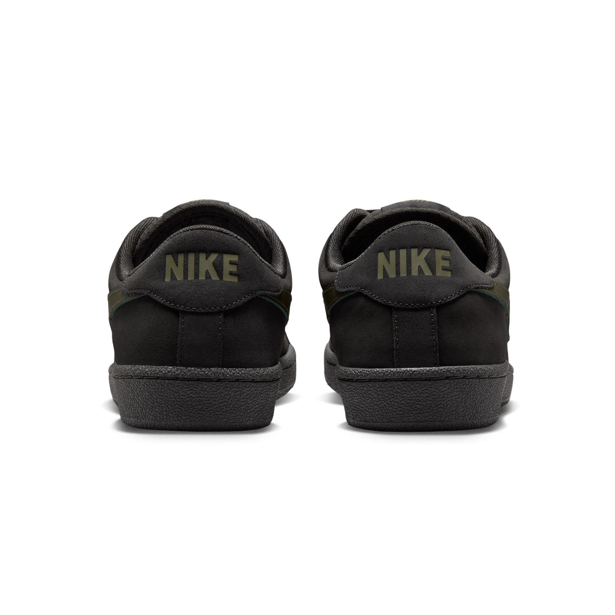 Nike SB Mens Zoom Tennis Classic Shoes
