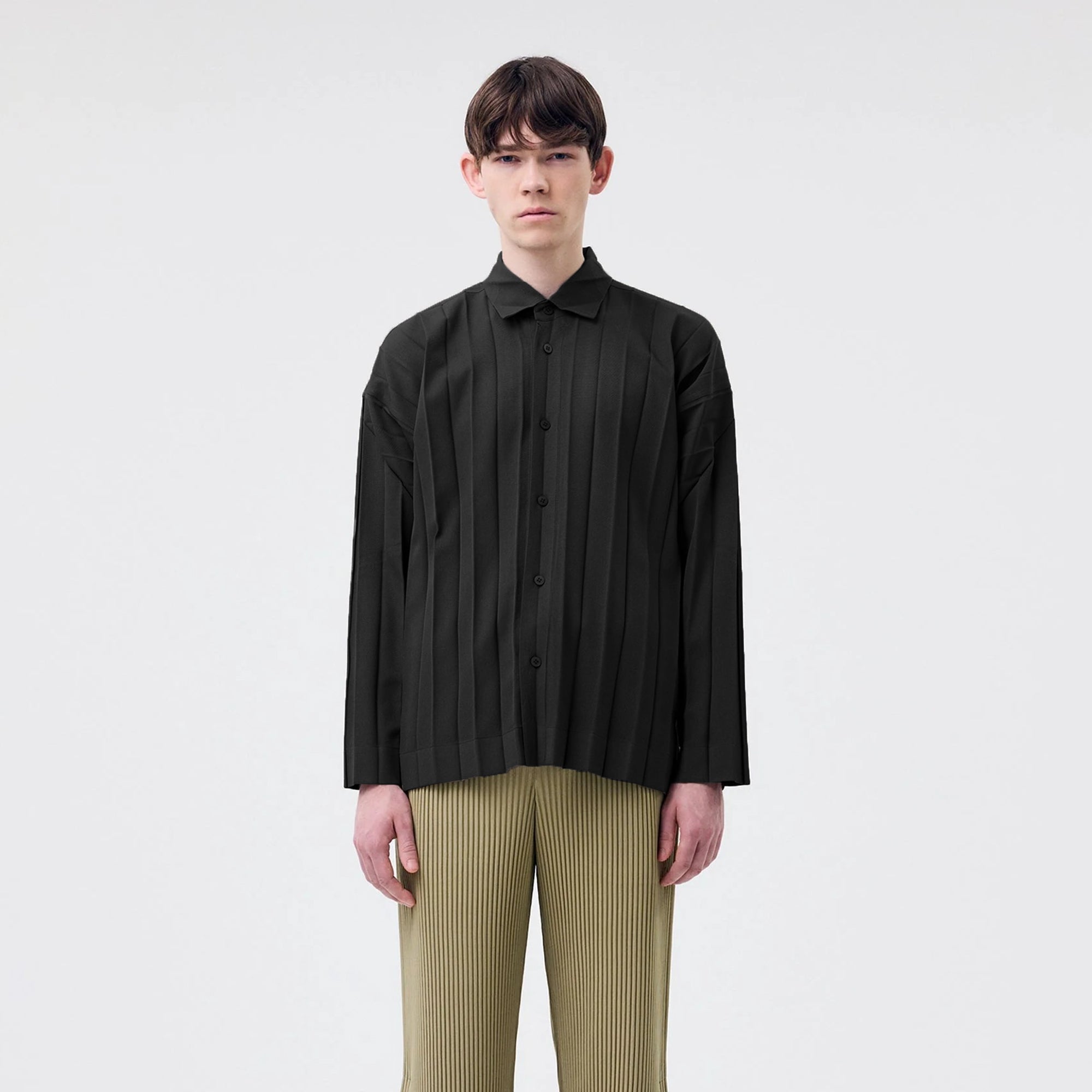 bac　HOMME PLISSÉ ISSEY MIYAKE プリーツ BASICS – ISSEY MIYAKE ONLINE STORE