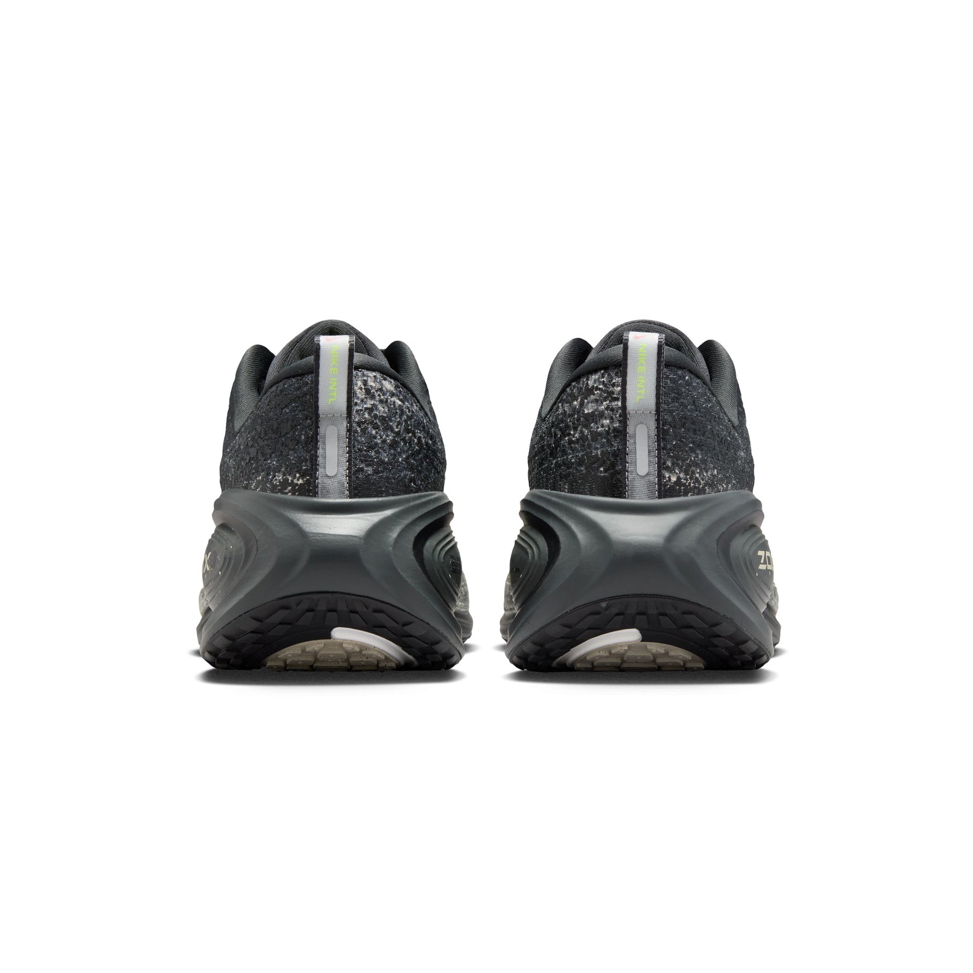 Nike Mens Vomero Plus Shoes