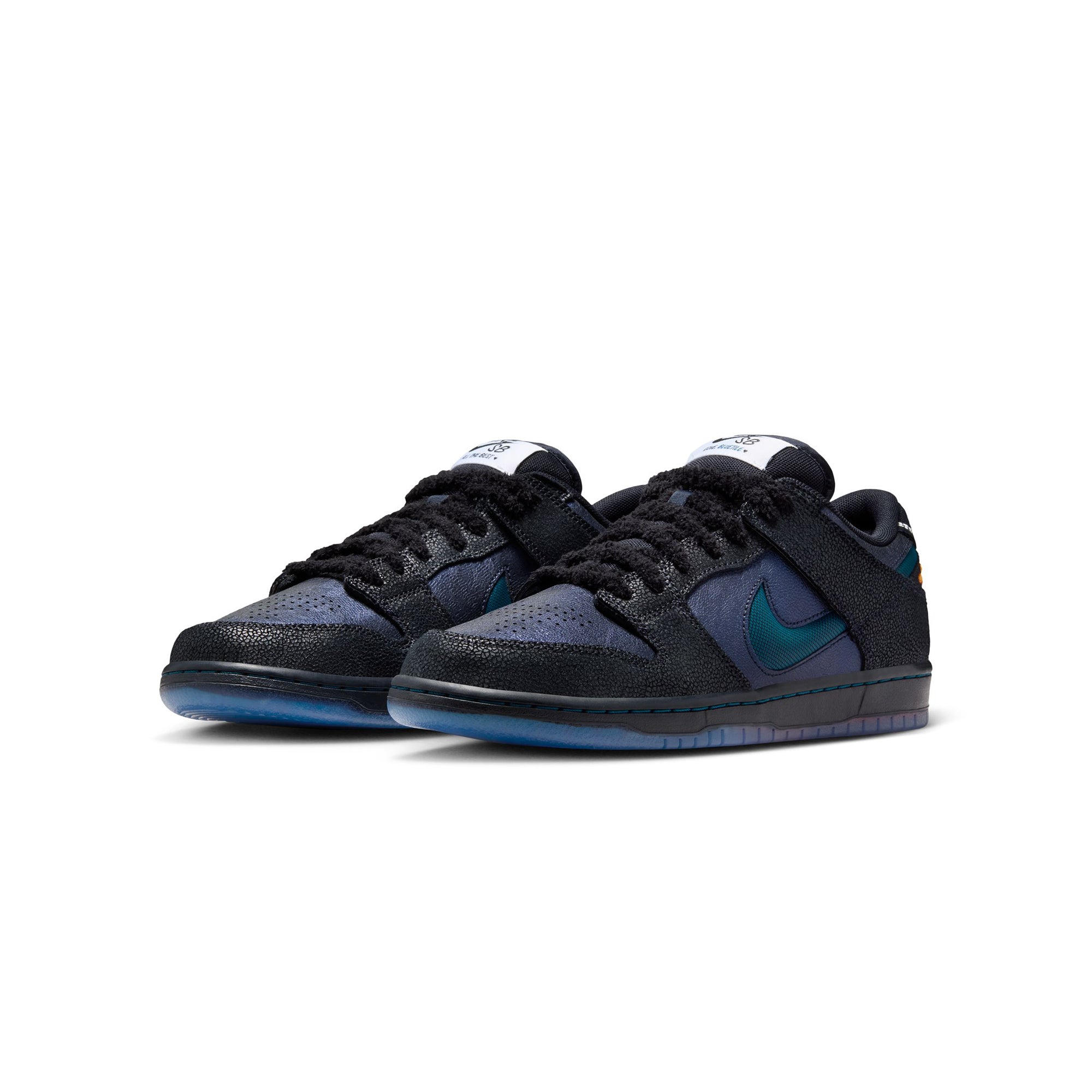Nike SB Mens Dunk Low Pro QS BT Shoes