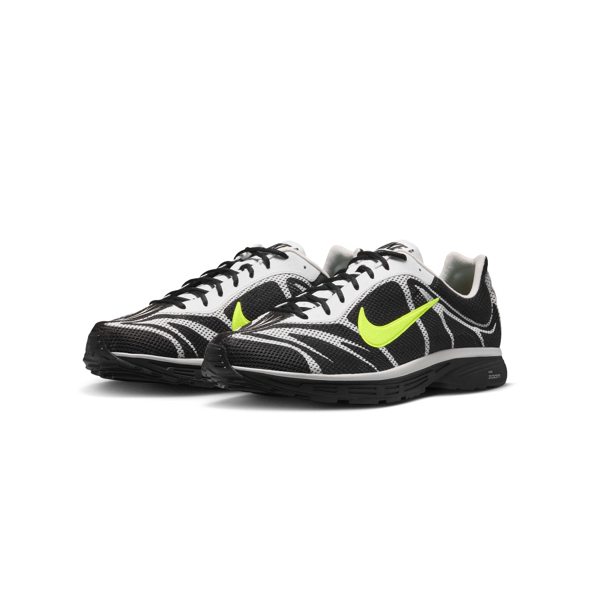 Black/Volt-summit White Sneakers on a white background