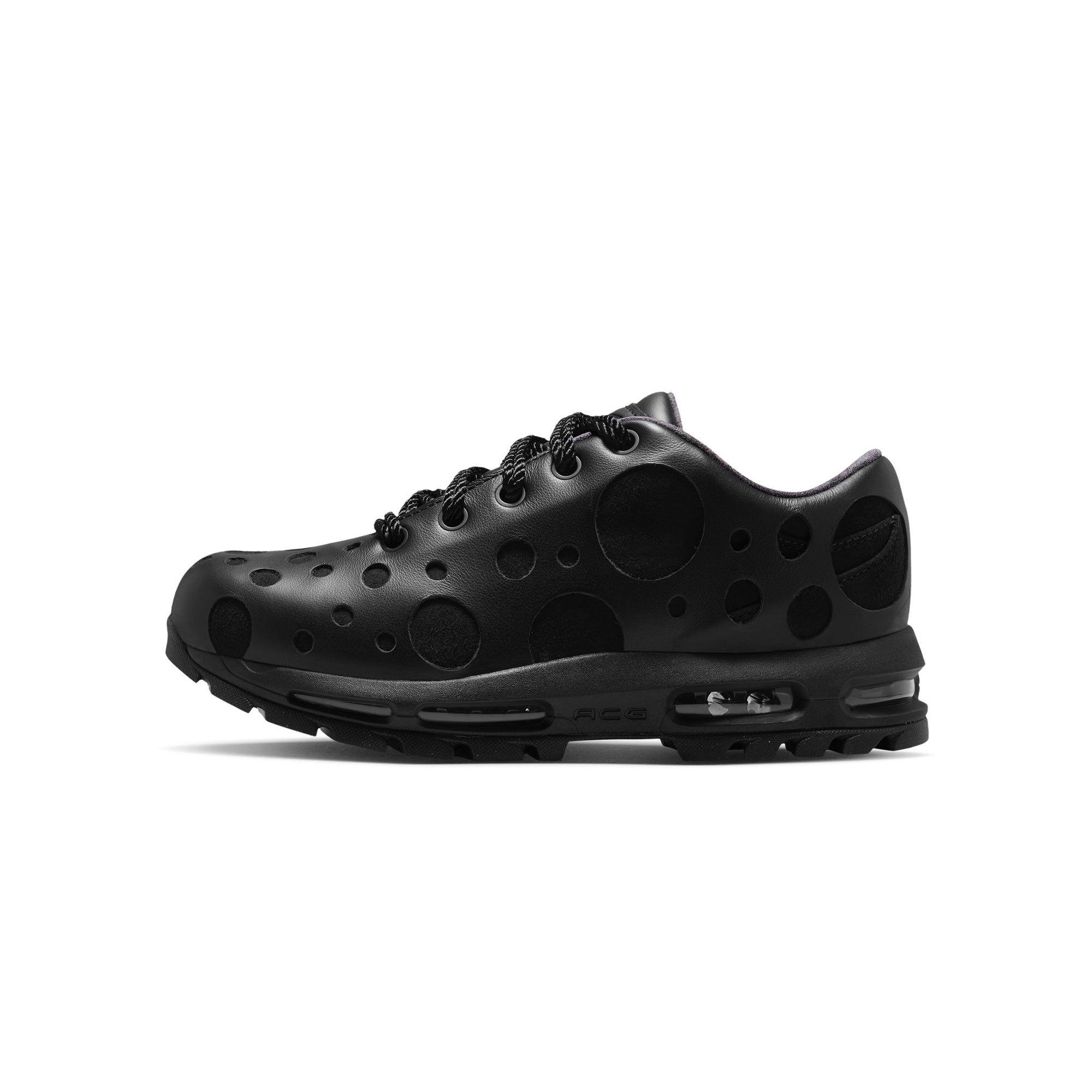 Nike Mens Air Max Goadome Low SP Shoes card image
