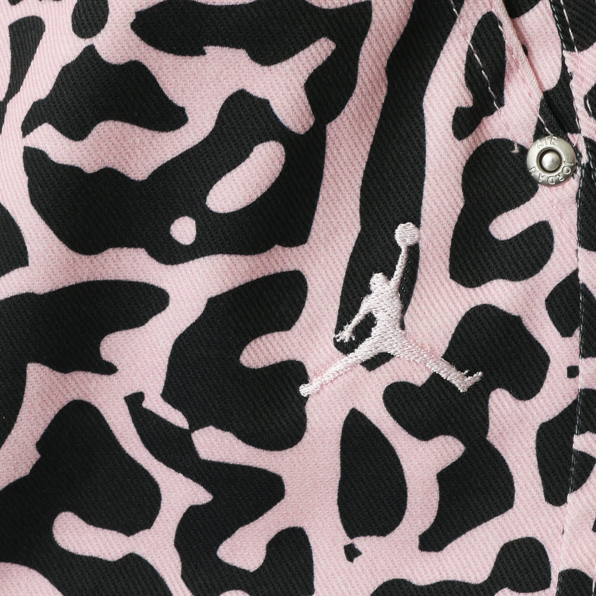 pink and black pants detail