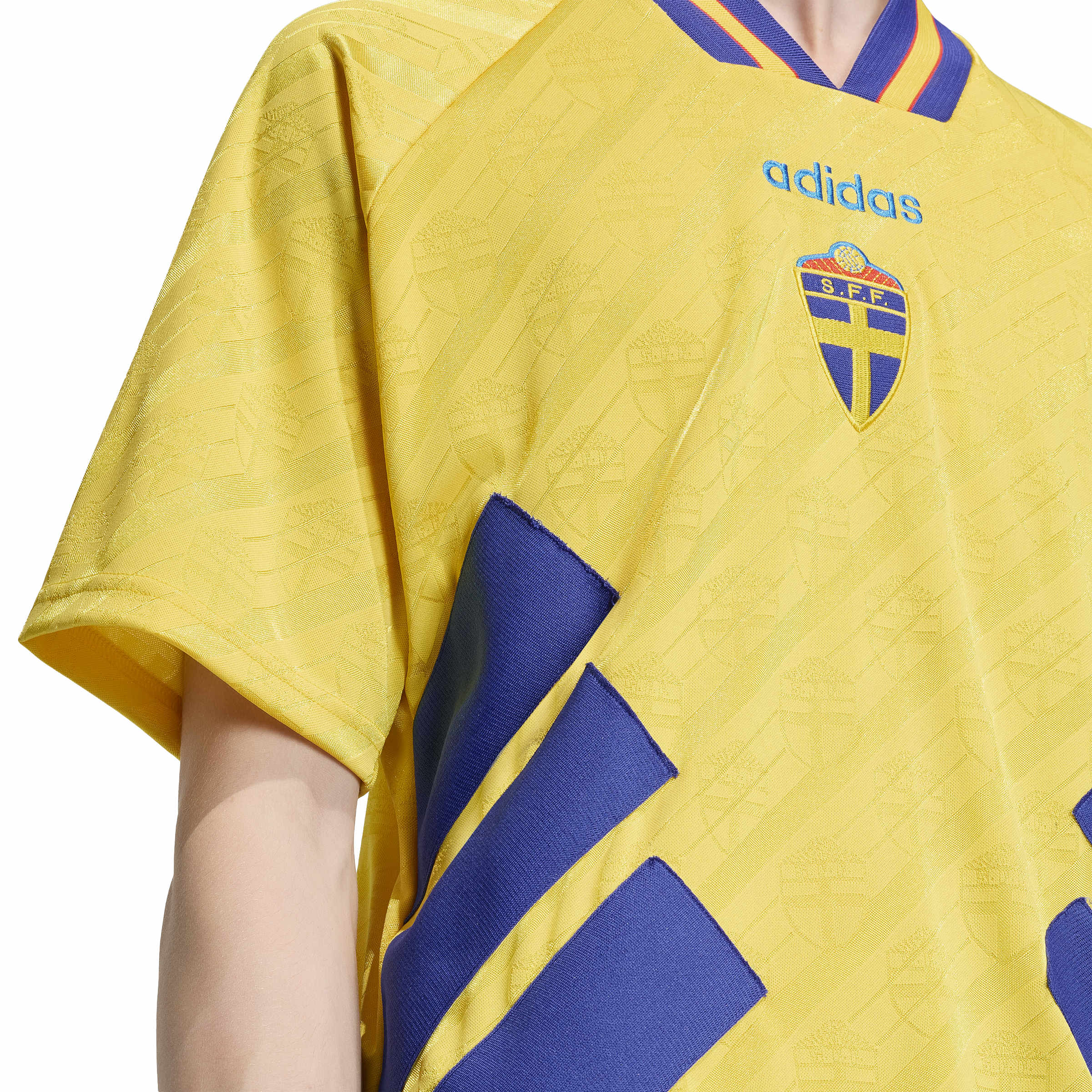 Adidas Mens Sweden Home 1994 Jersey