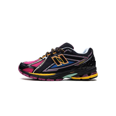 New Balance Mens 1906R Shoes