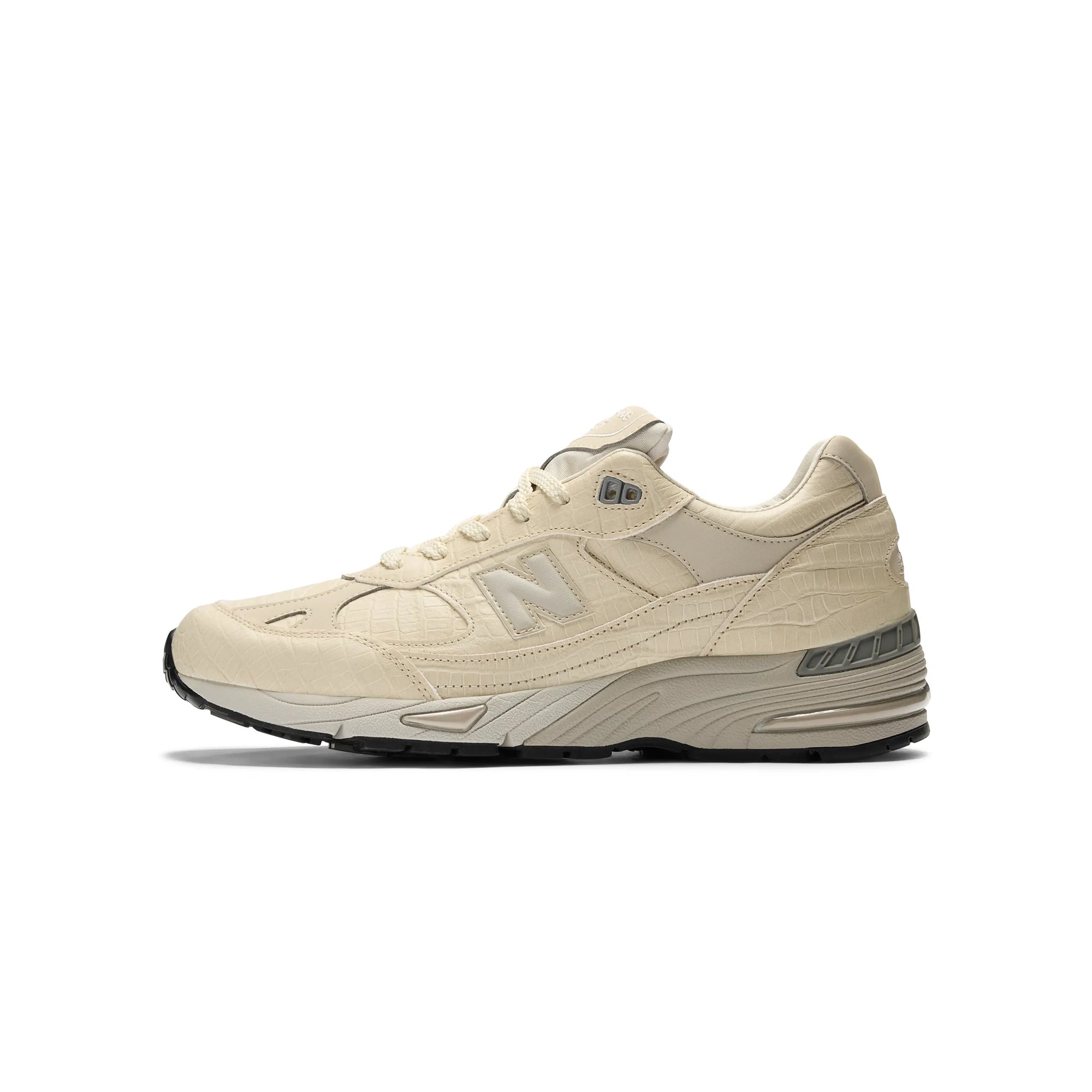 New Balance Mens Made in UK 991  Luxe Suede Shoes card image