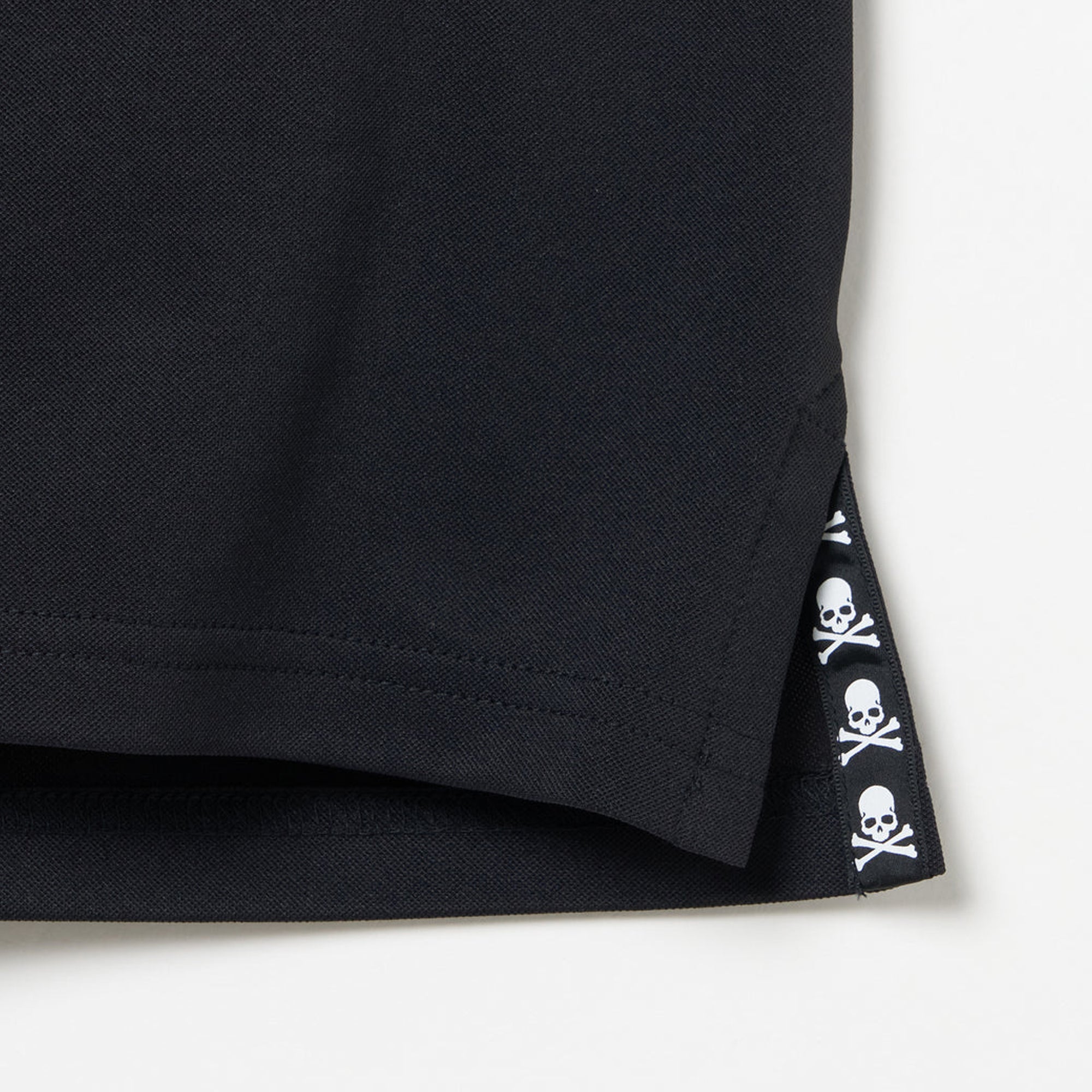 Mastermind JAPAN x Moonrakers Mens Logo Print Side Slit Regular Fit Tee