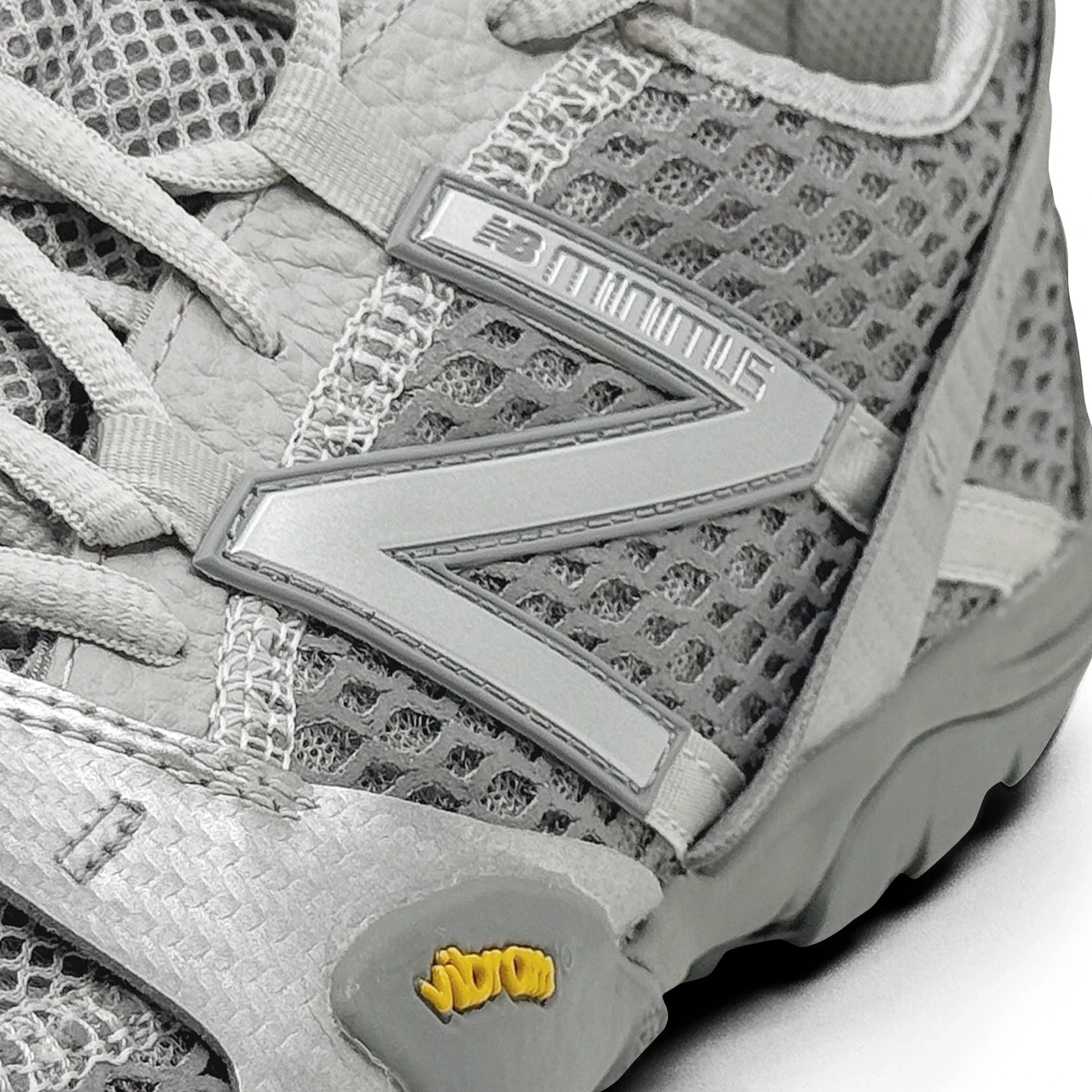 New Balance Mens MT10 Shoes