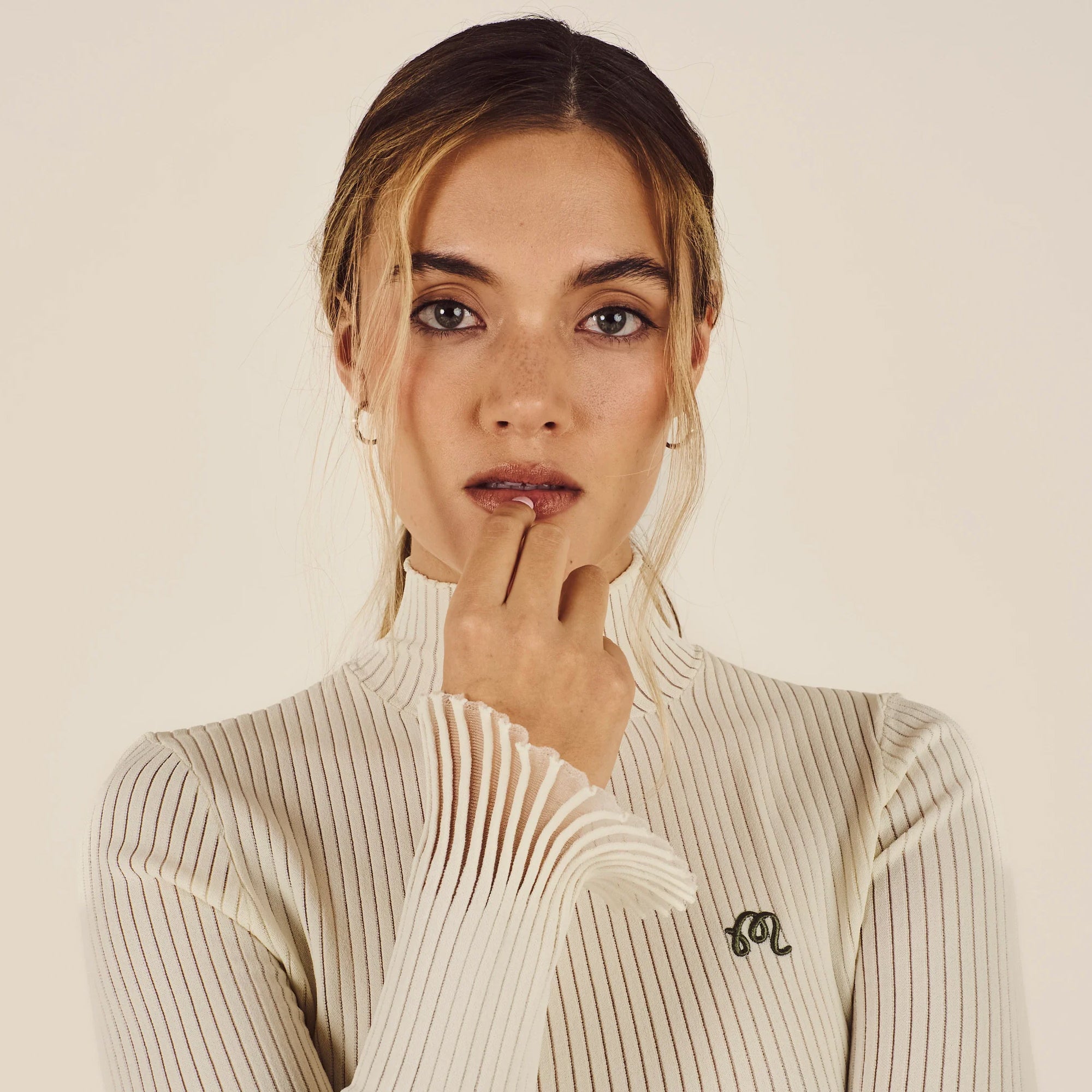 Malbon Golf Womens Monika Turtleneck Shirt