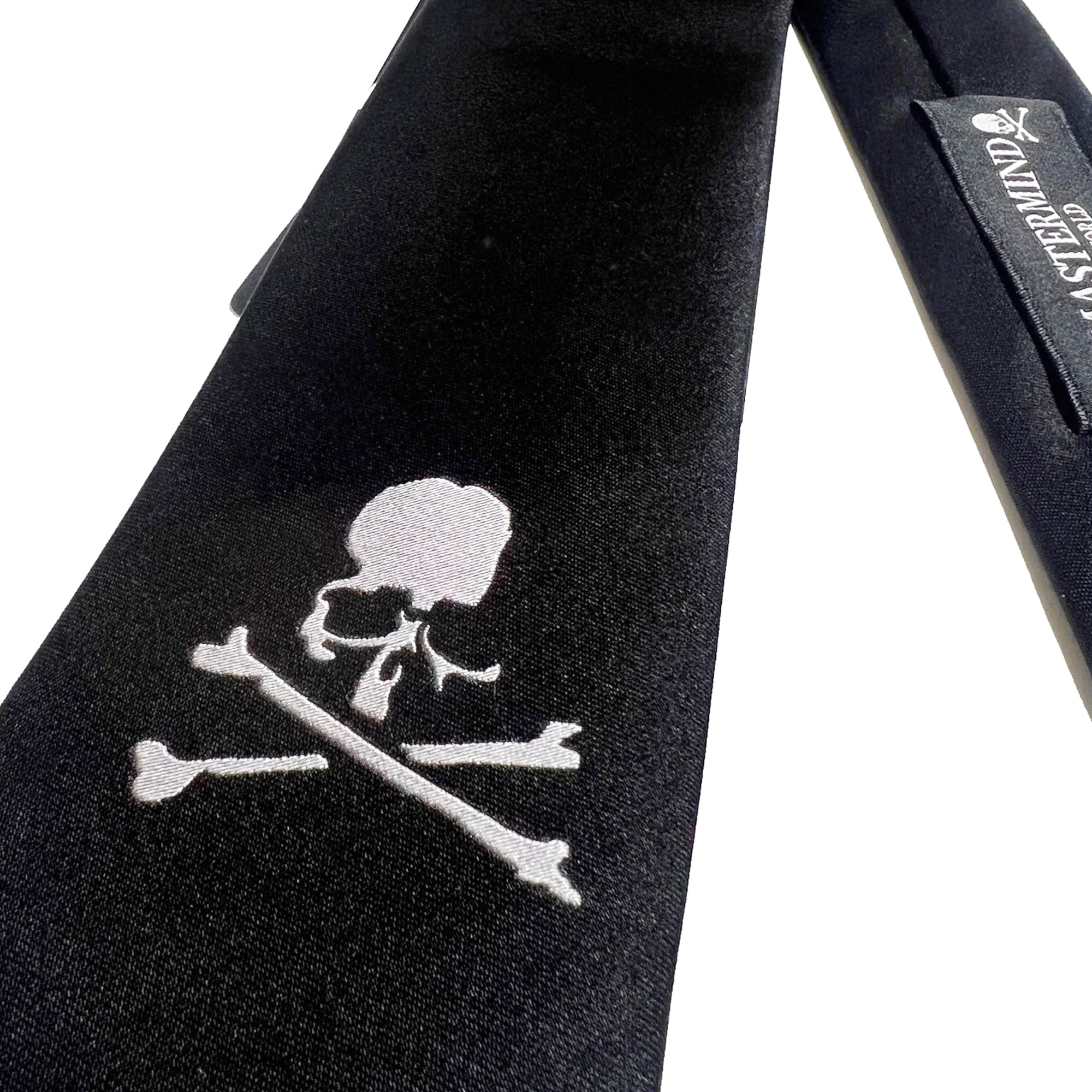 Mastermind WORLD Skull Slim Tie – Extra Butter