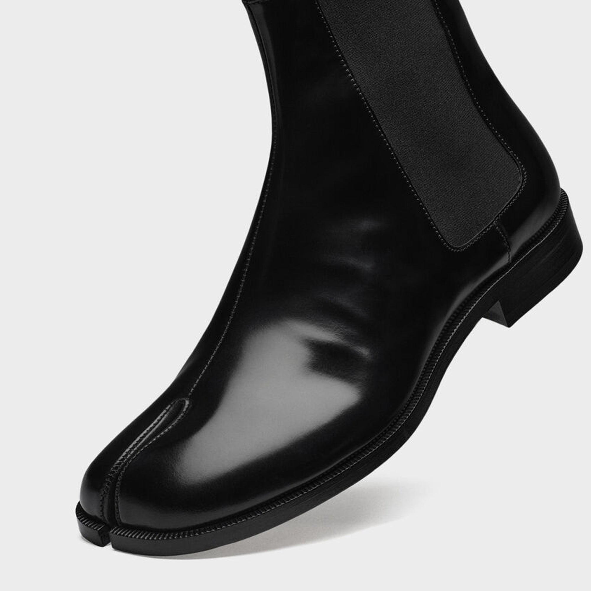 Maison Margiela Mens Tabi Chelsea Boots – Extra Butter