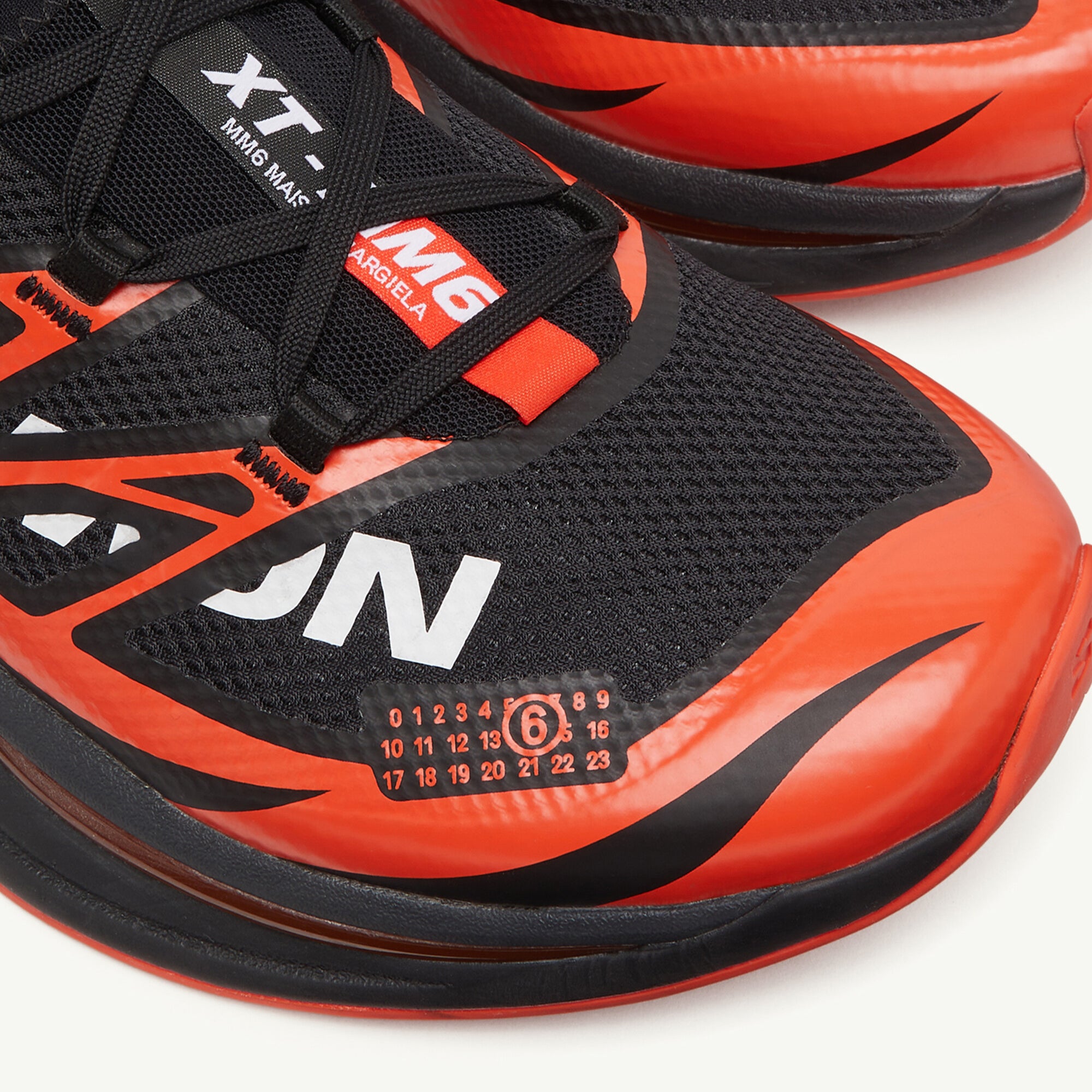 MM6 Maison Margiela x Salomon Mens XT Shoes