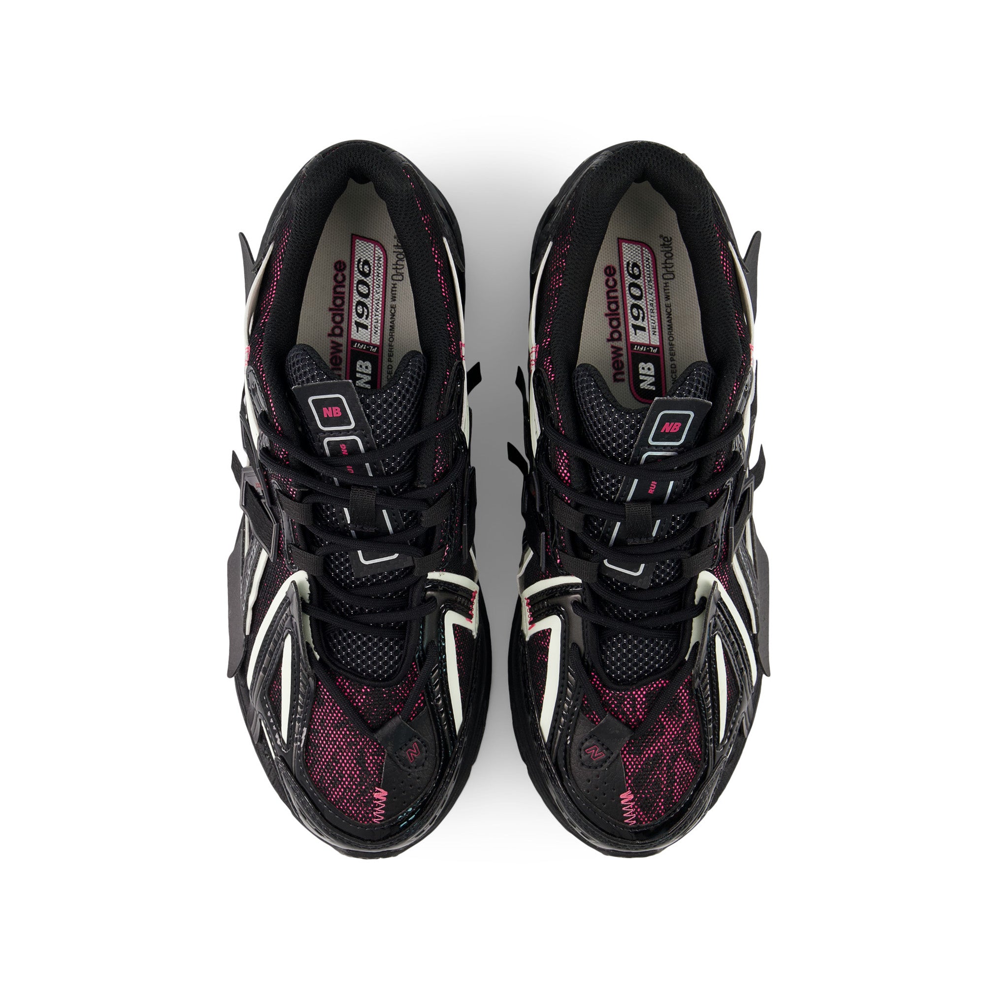 New Balance Mens 1906A Shoes