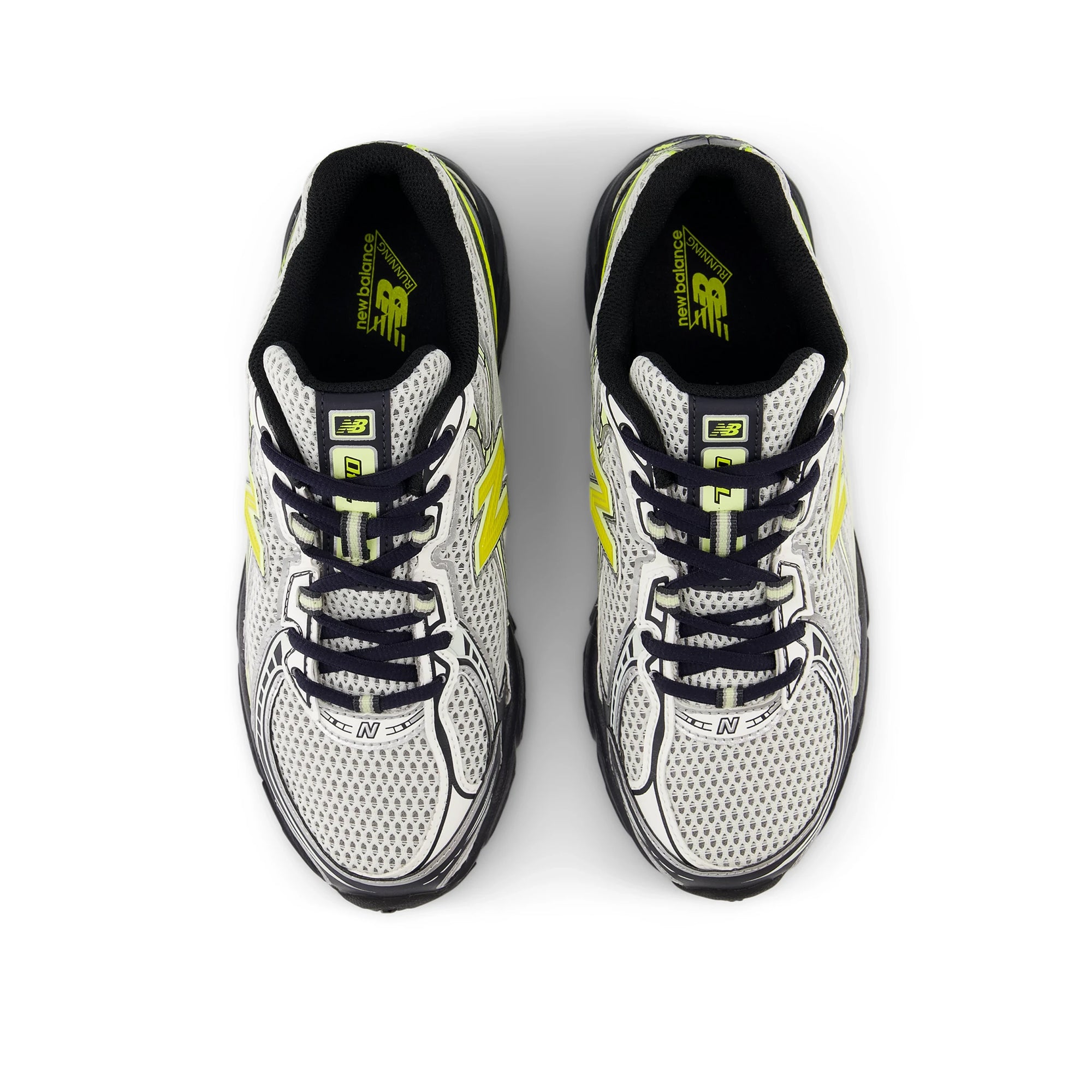 New Balance Mens 740 Shoes