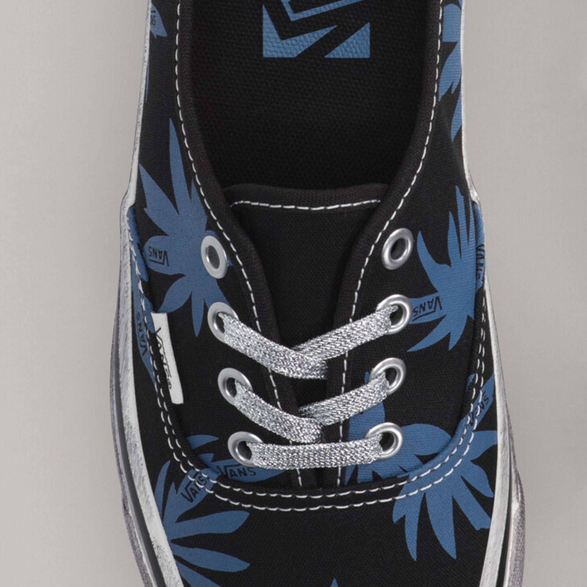 Vans Mens LX Authentic 44 Shoes