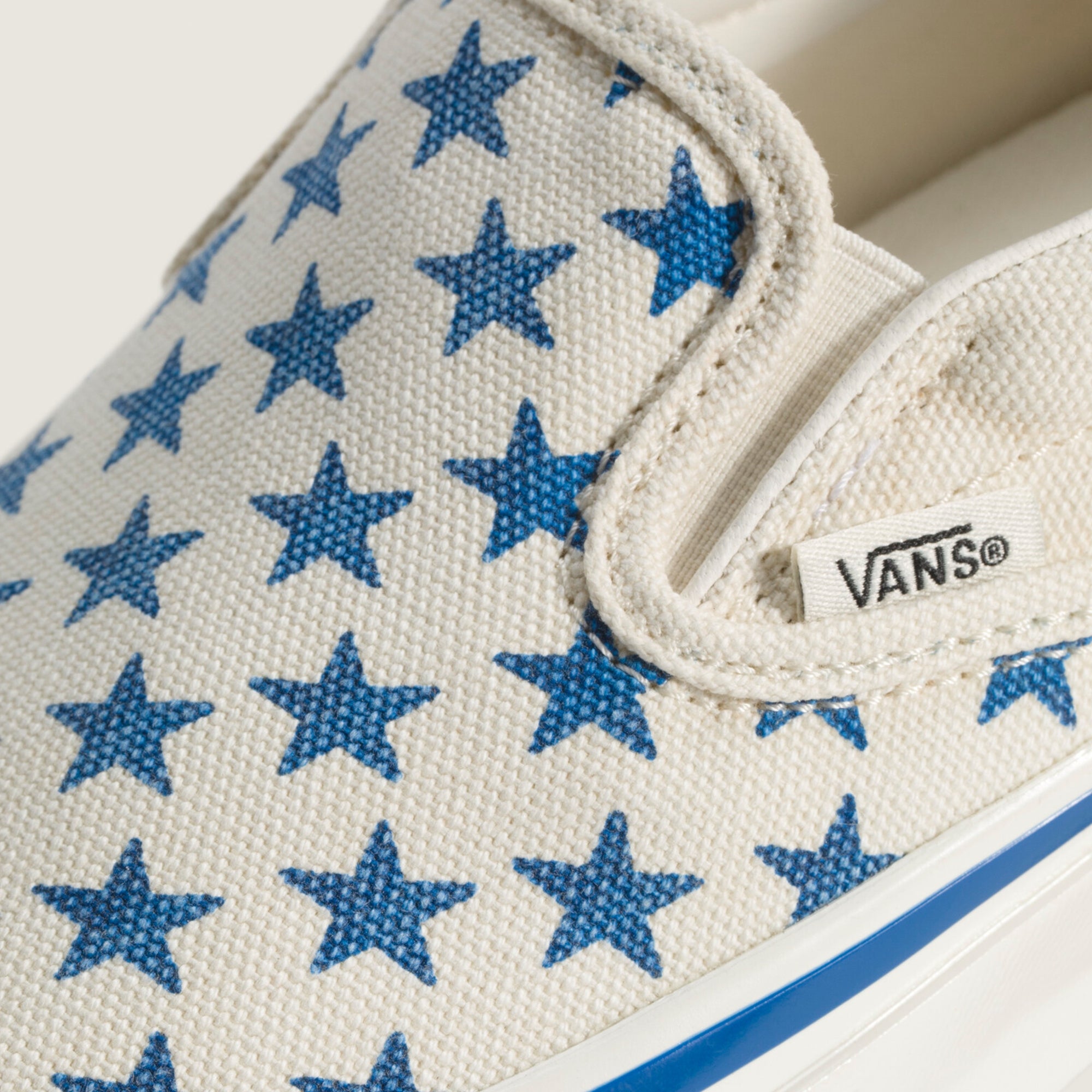 Vans Mens LX Classic Slip-On 98 Shoes