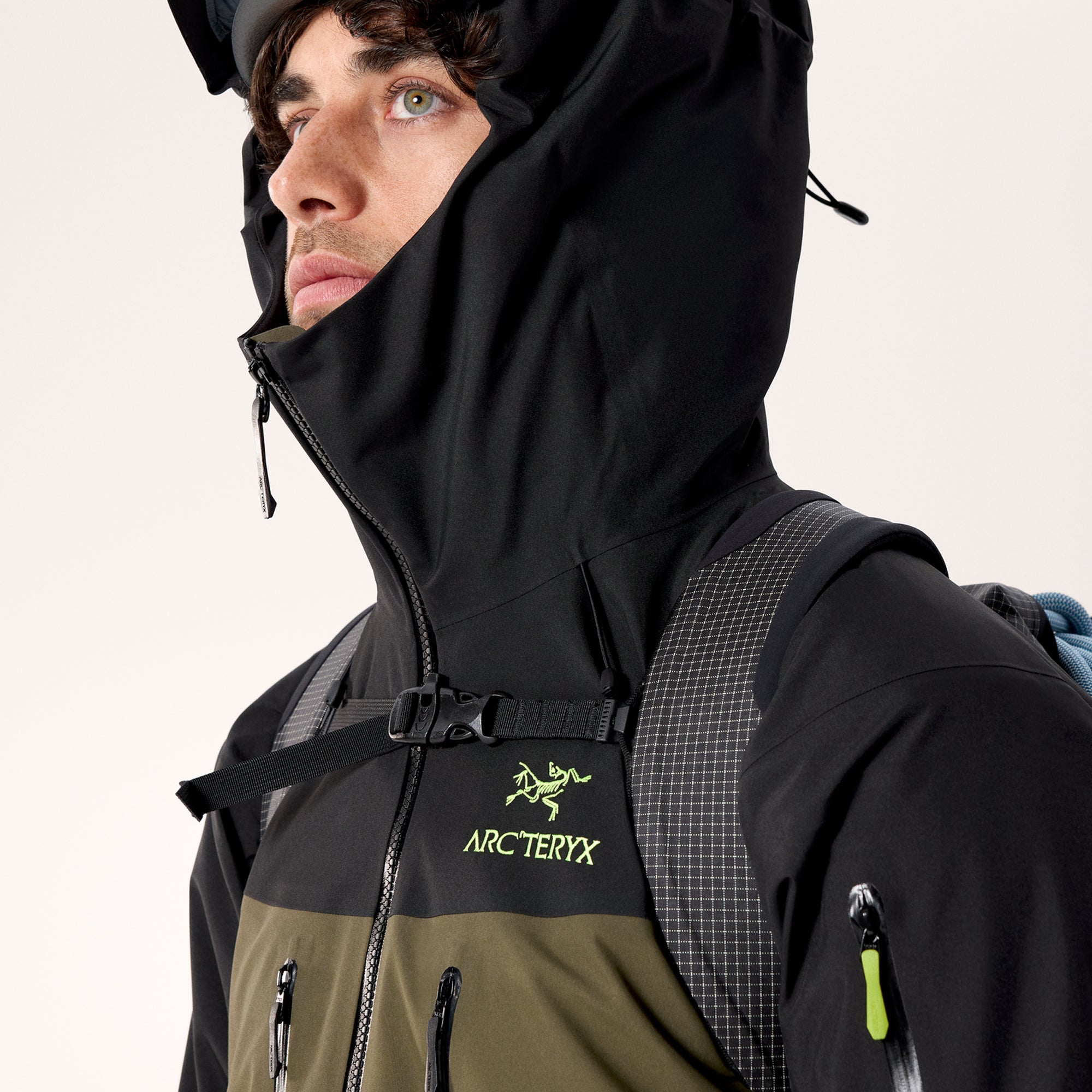 Arc'teryx Mens Alpha SV Jacket