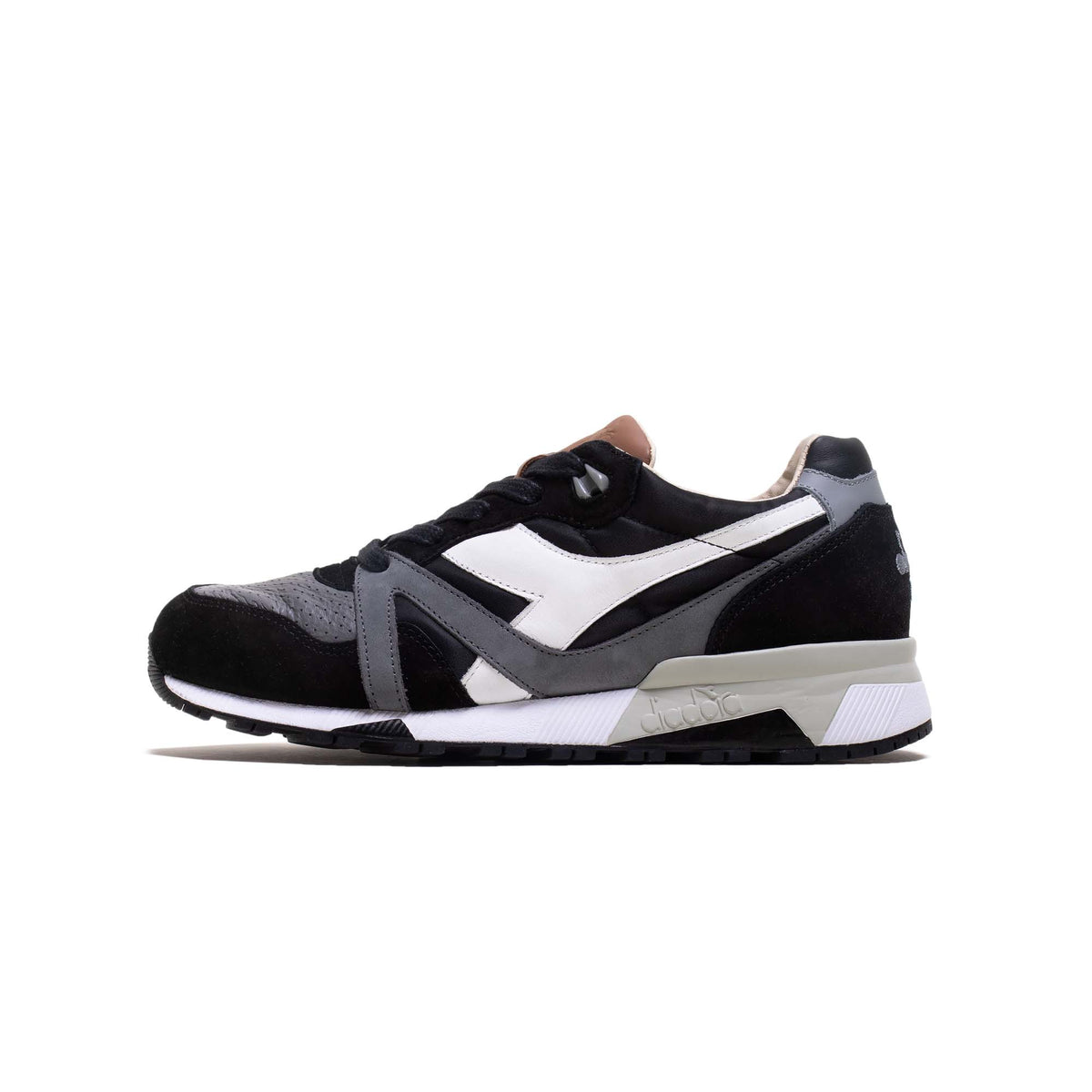 Diadora Men size 9 Heritage Suede  90195 Sneaker Diadora Heritage Trident 90 Ripstop Sneakers | Uncrate Supply main image 3