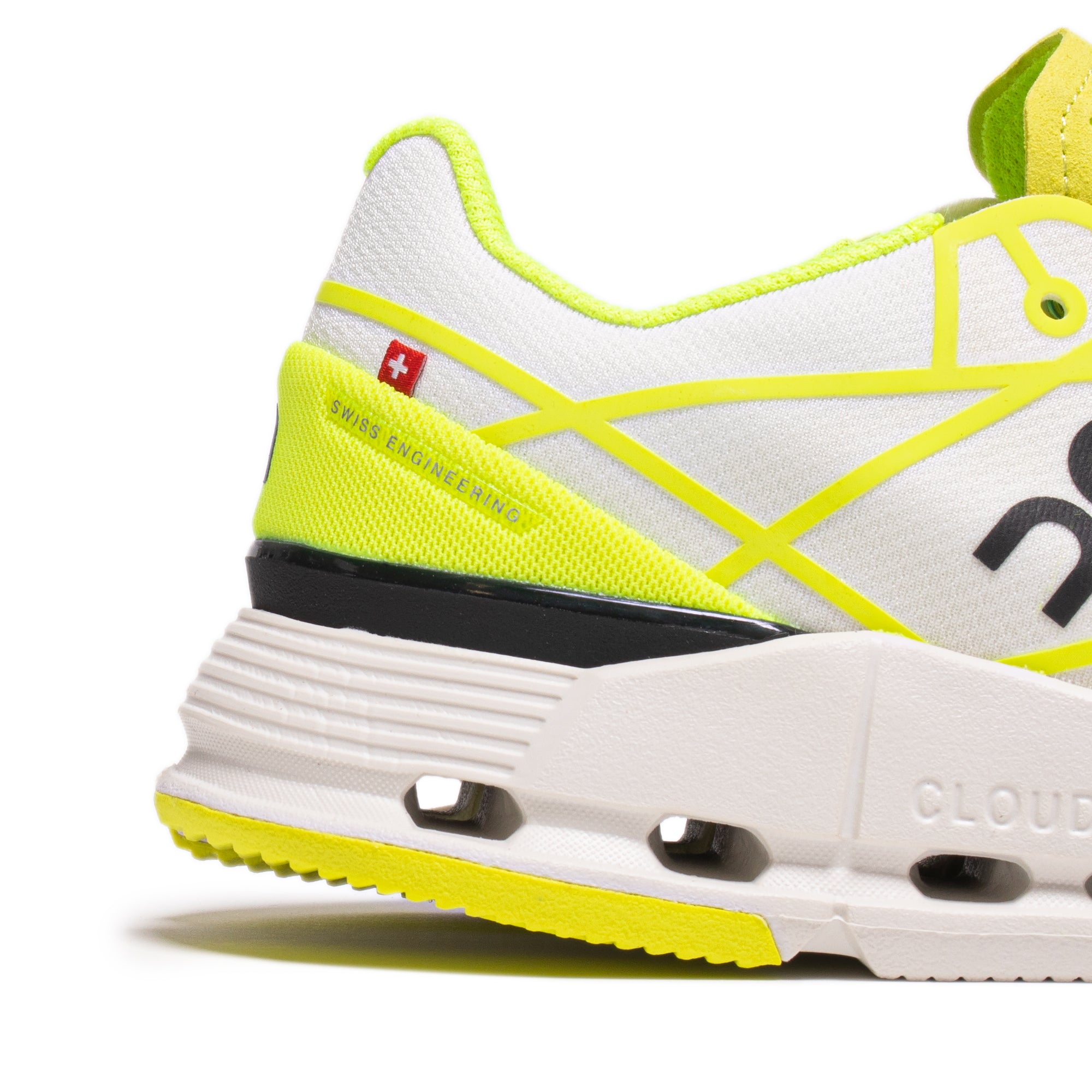 On! Womens Cloudnova Z5 Shoes 'Neon/White'