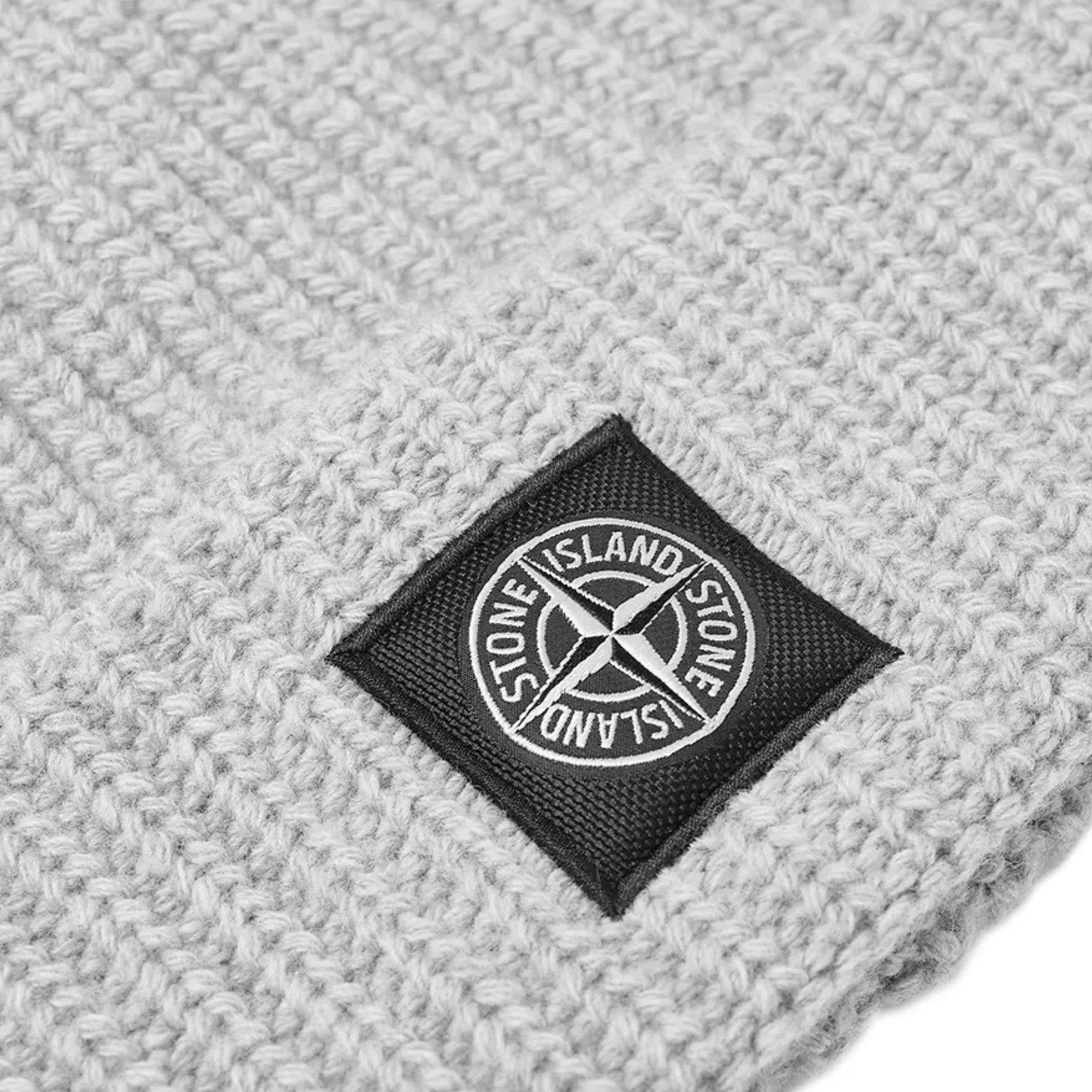 STONE ISLAND KNIT BEANIE