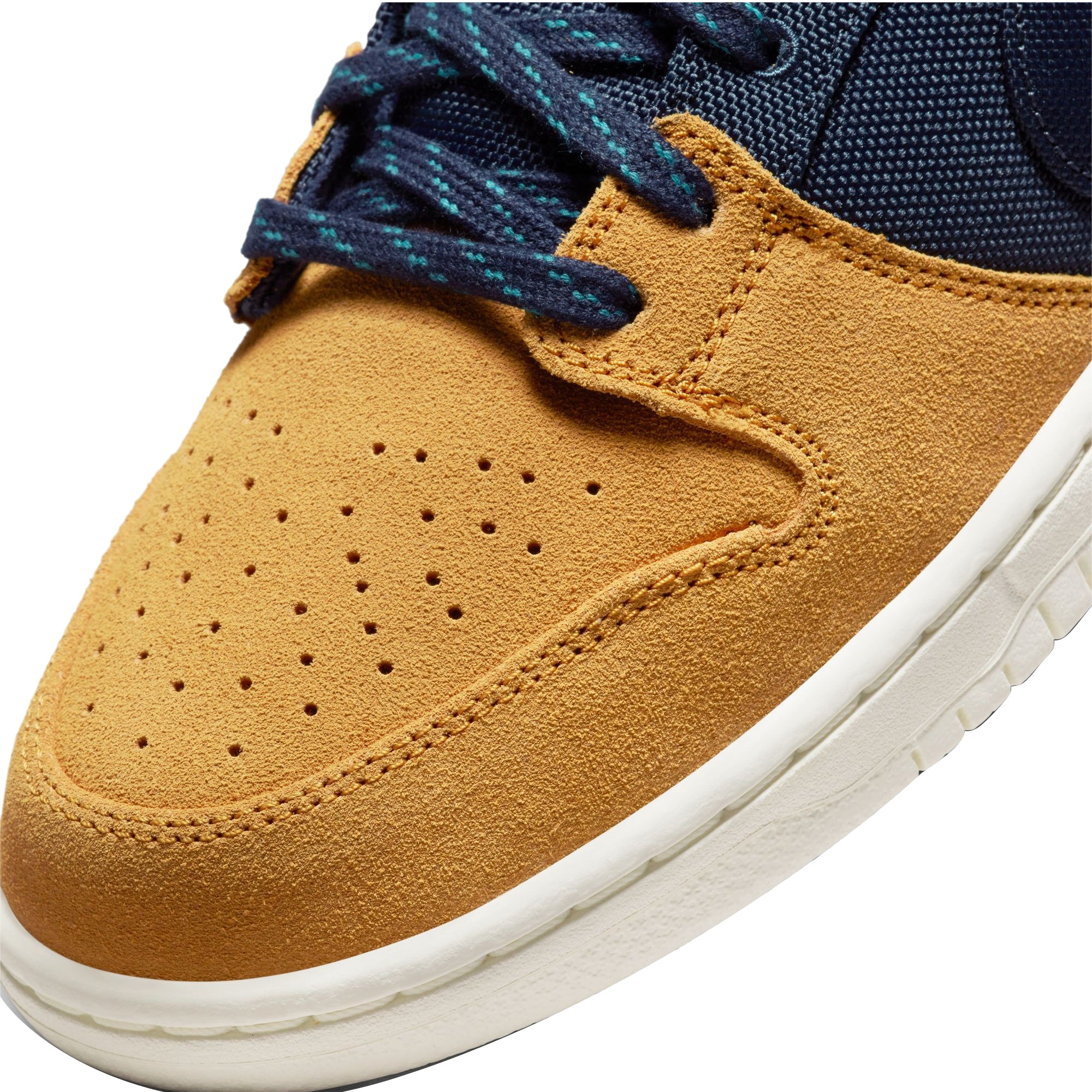 Nike SB Mens Dunk Low Pro PRM Shoes – Extra Butter