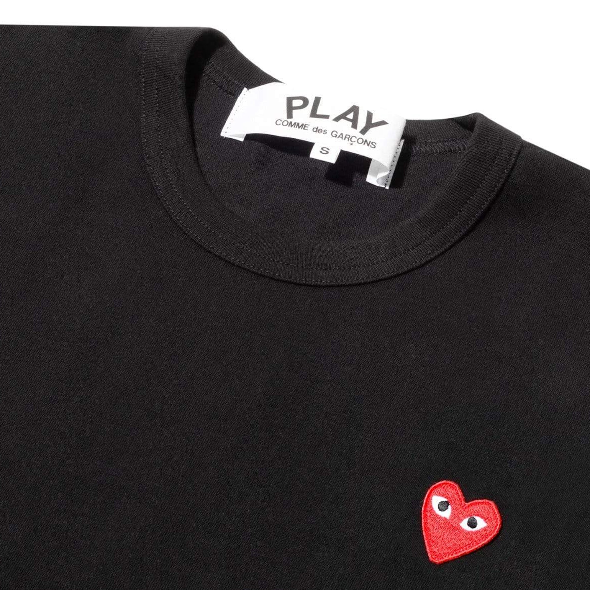 Comme des Garcons PLAY Mens Red Heart Tee