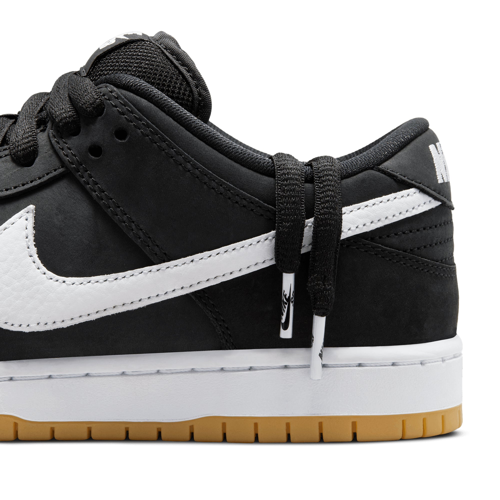 Nike SB Mens Dunk Low Pro Iso Shoes