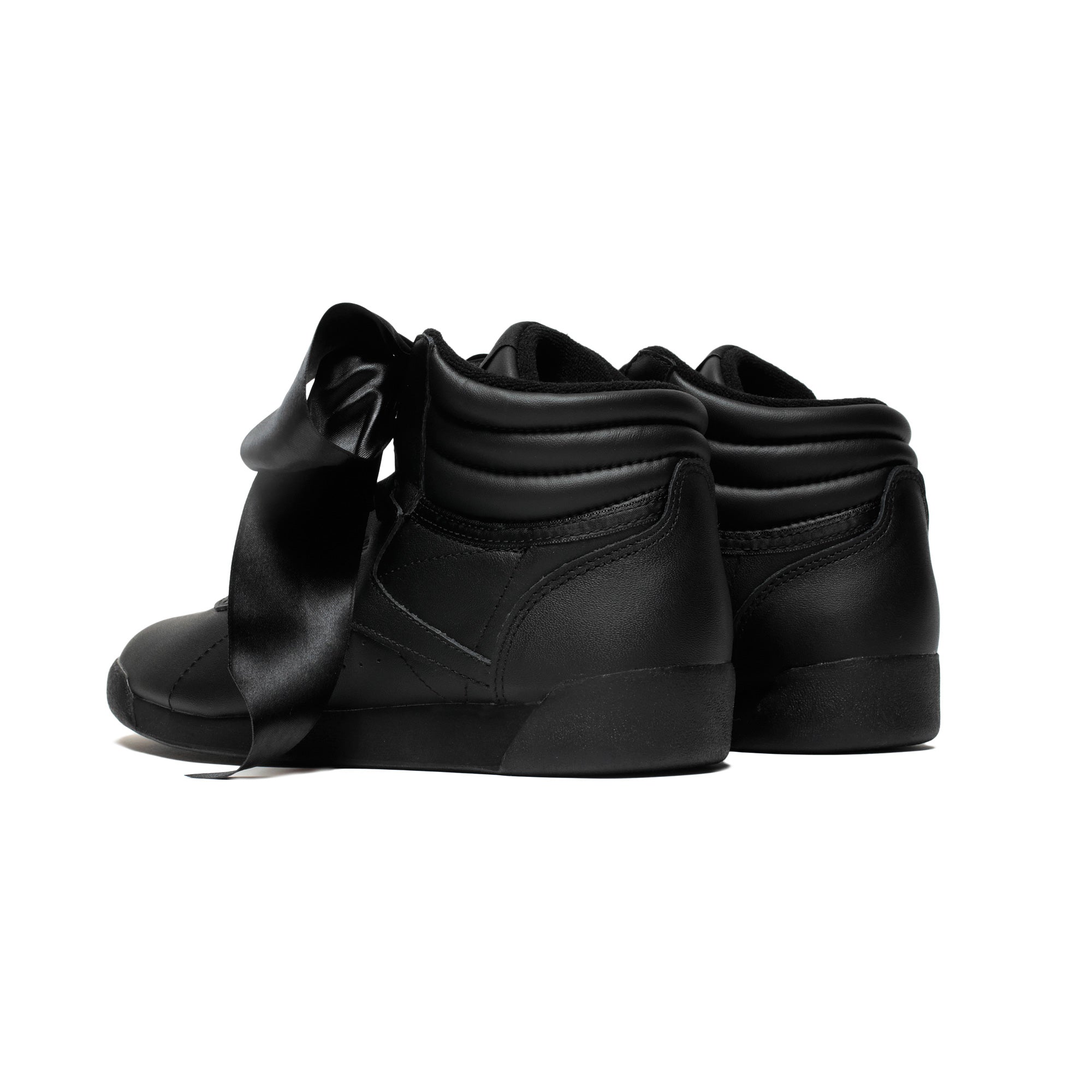 Reebok Women's Freestyle Satin Bow [CM8904]