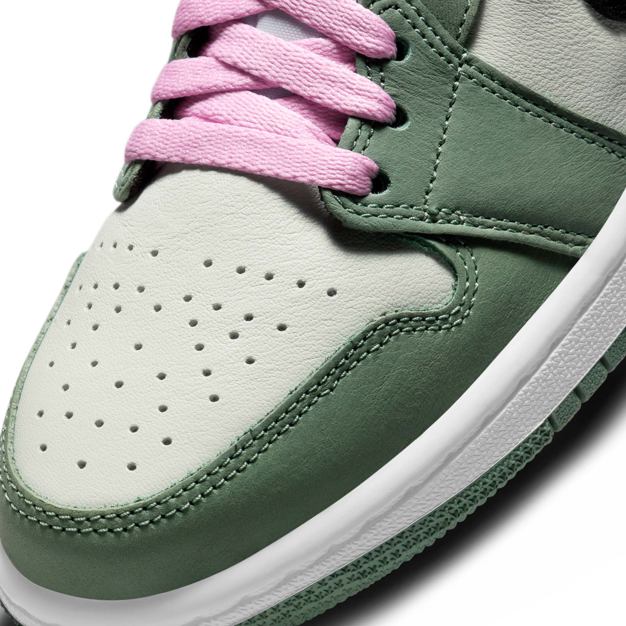 Air Jordan 1 Womens Mid SE Shoes