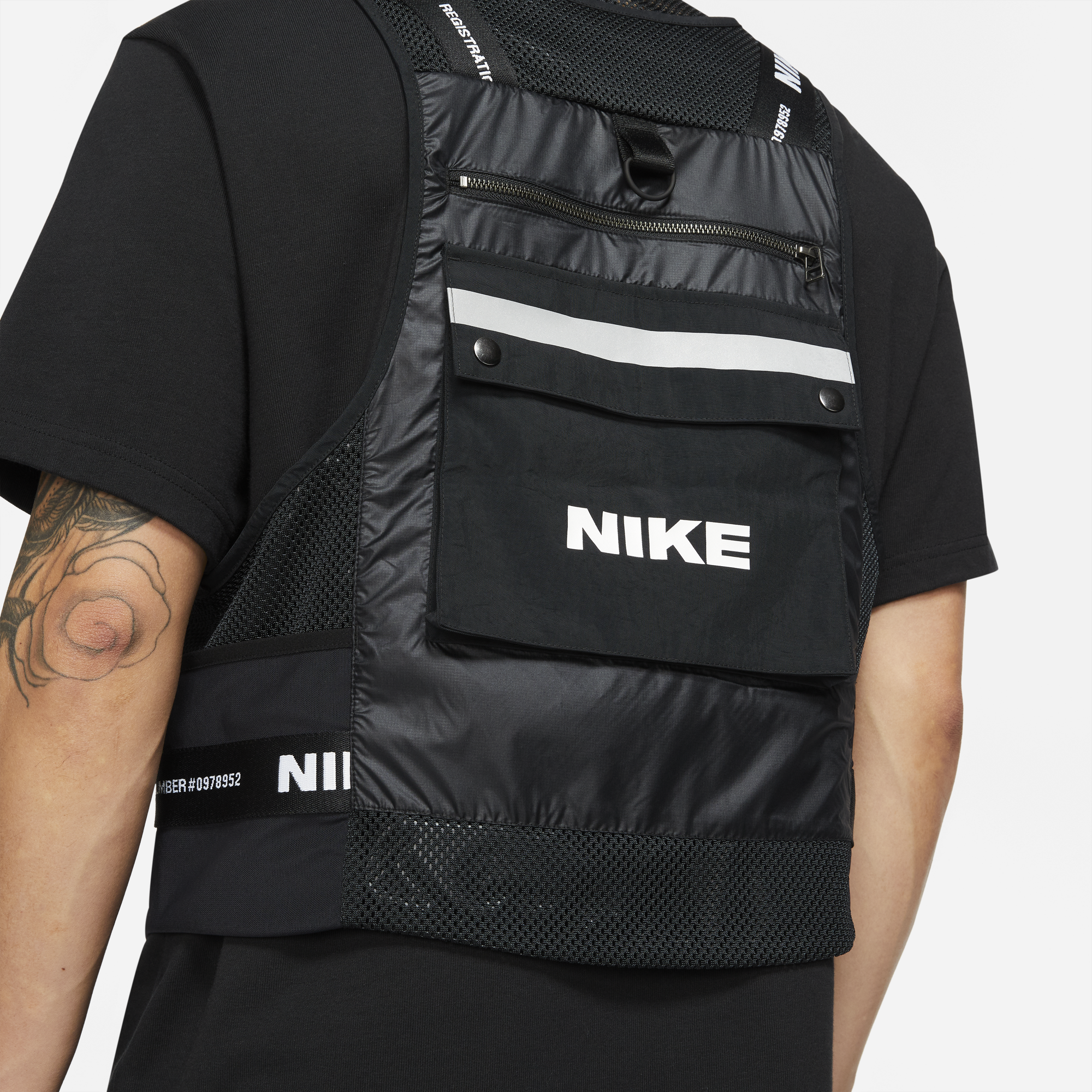 Nike sales vest bag