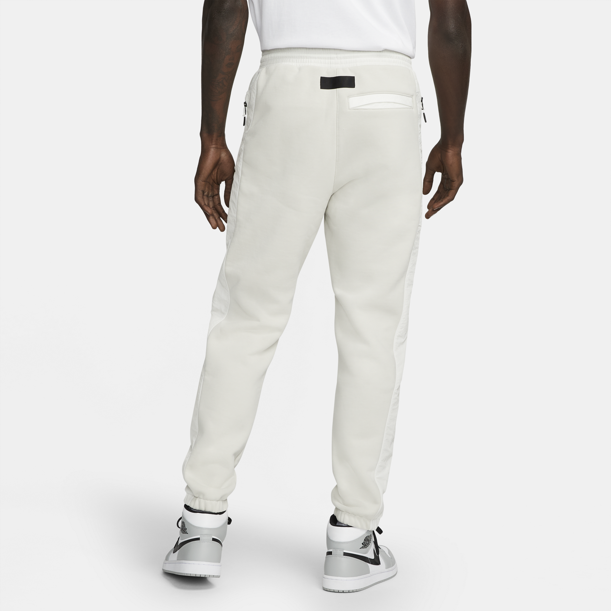 Air Jordan Mens 23 Engineered Fleece Pants 'Light Bone'