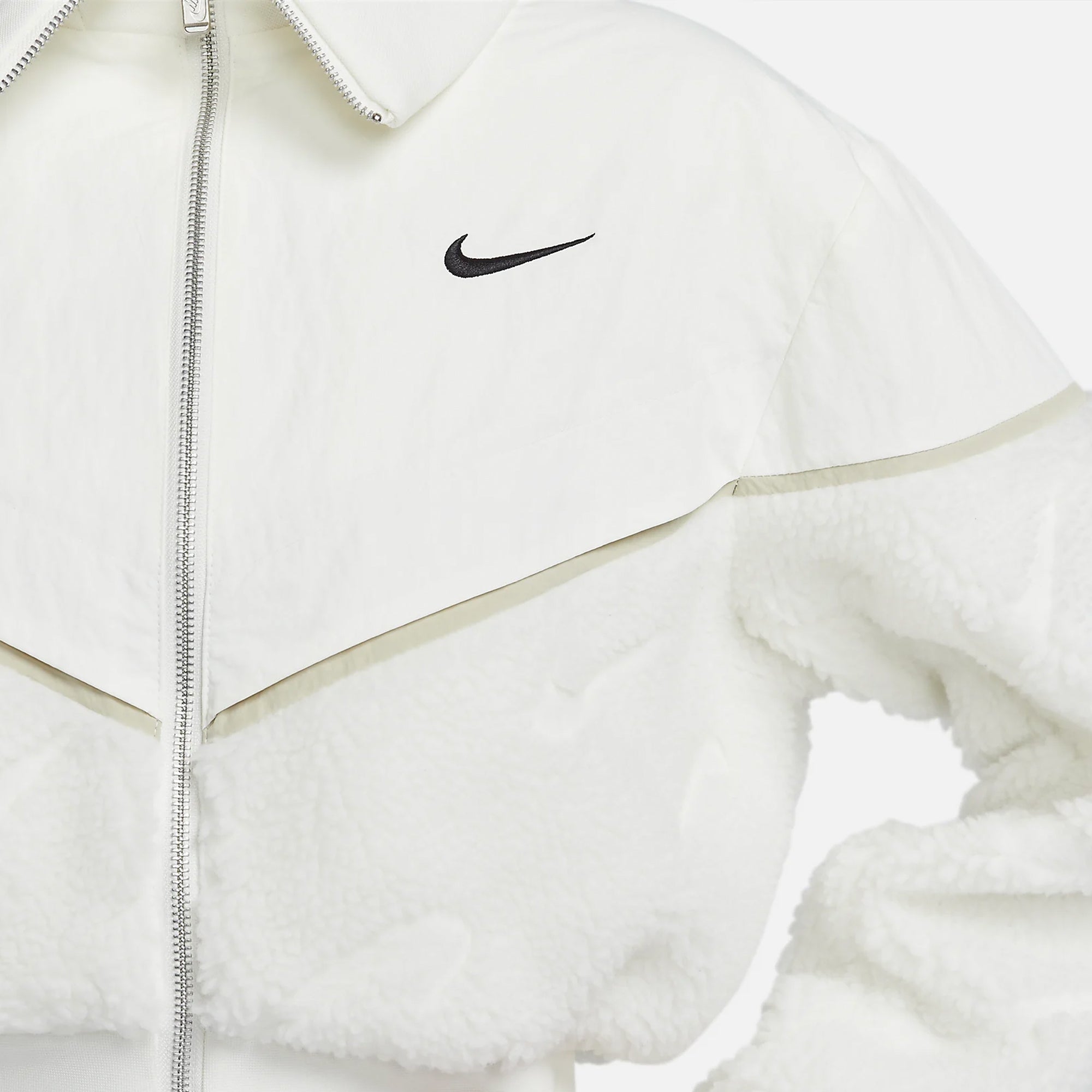 Nike Womens Sportswear Icon Clash Jacket 'Sail/Rattan'