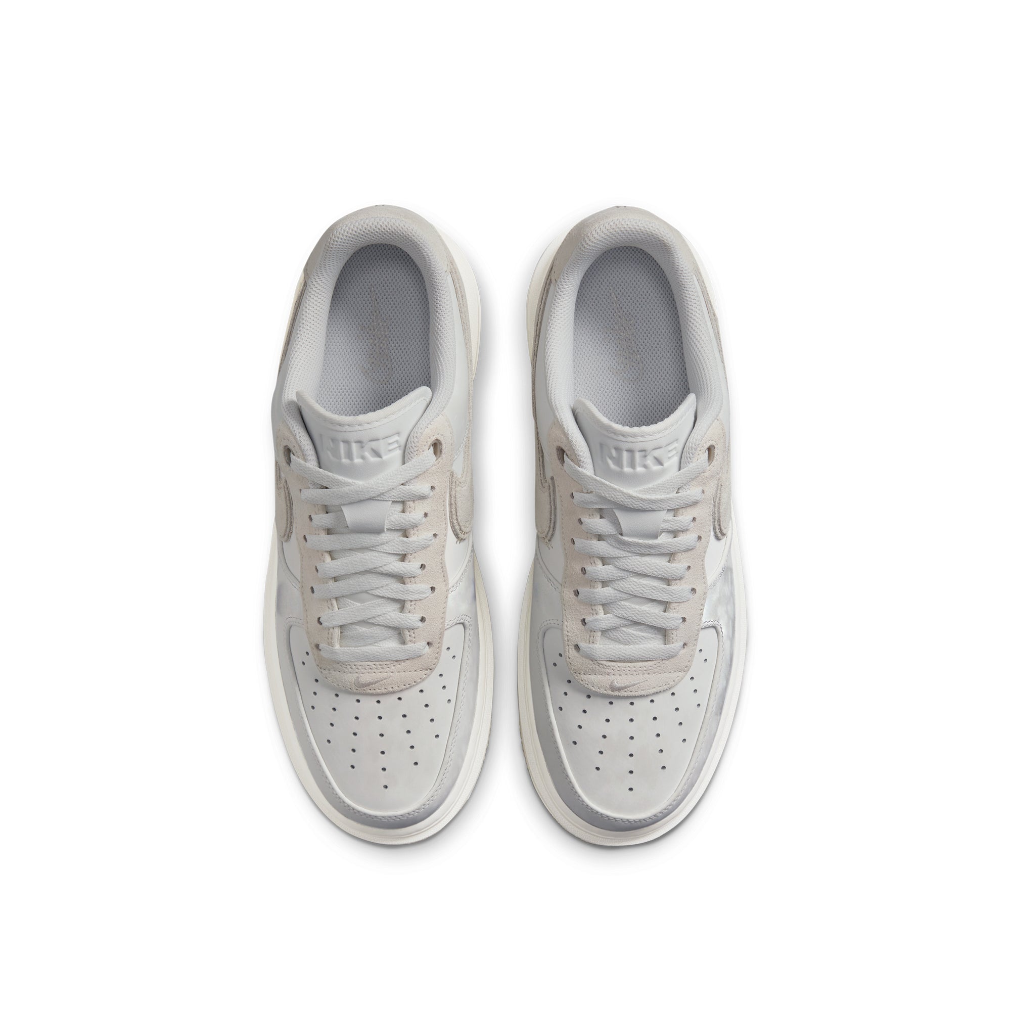 Nike Mens Air Force 1 Luxe Shoes