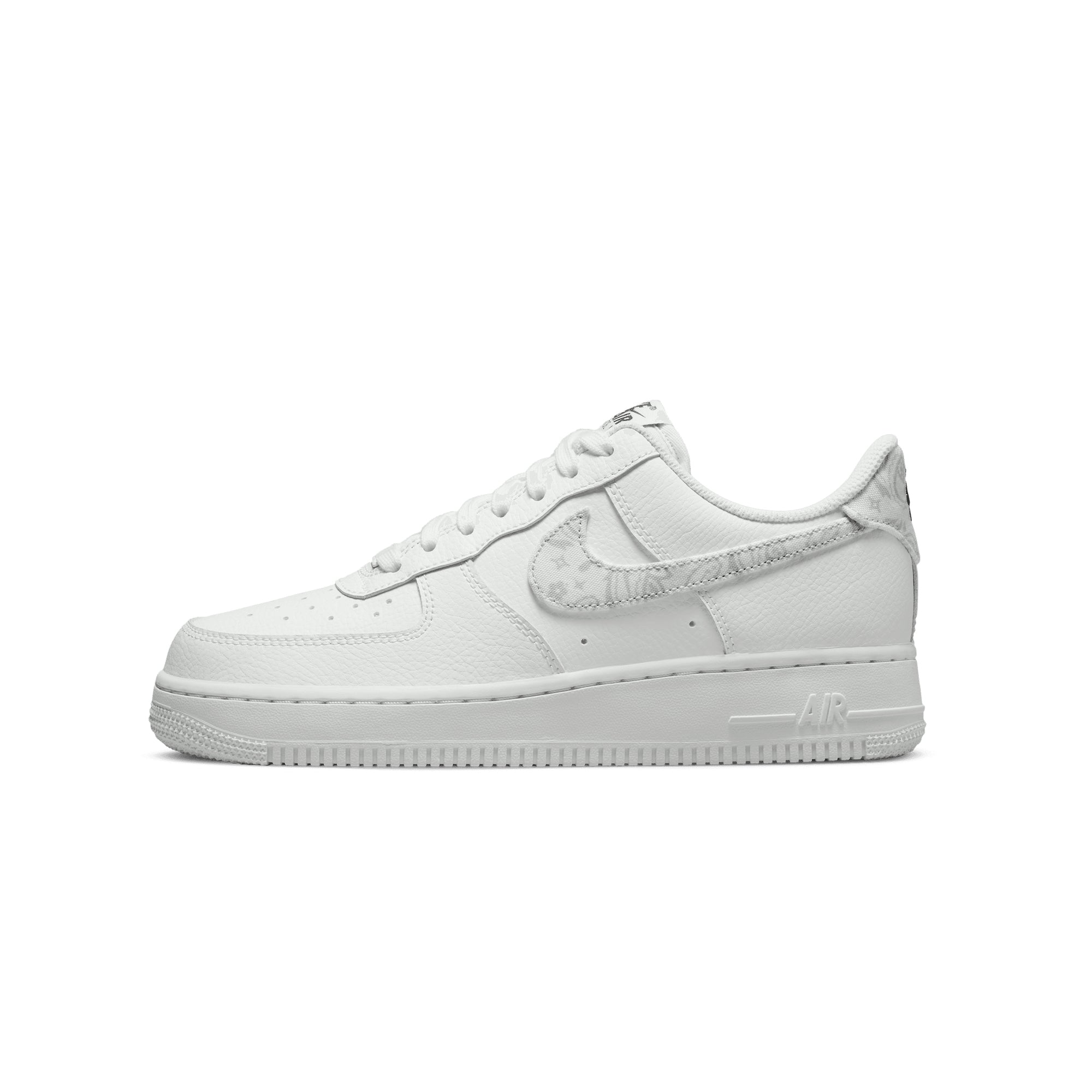 Nike Womens Air Force 1 '07 Shoes