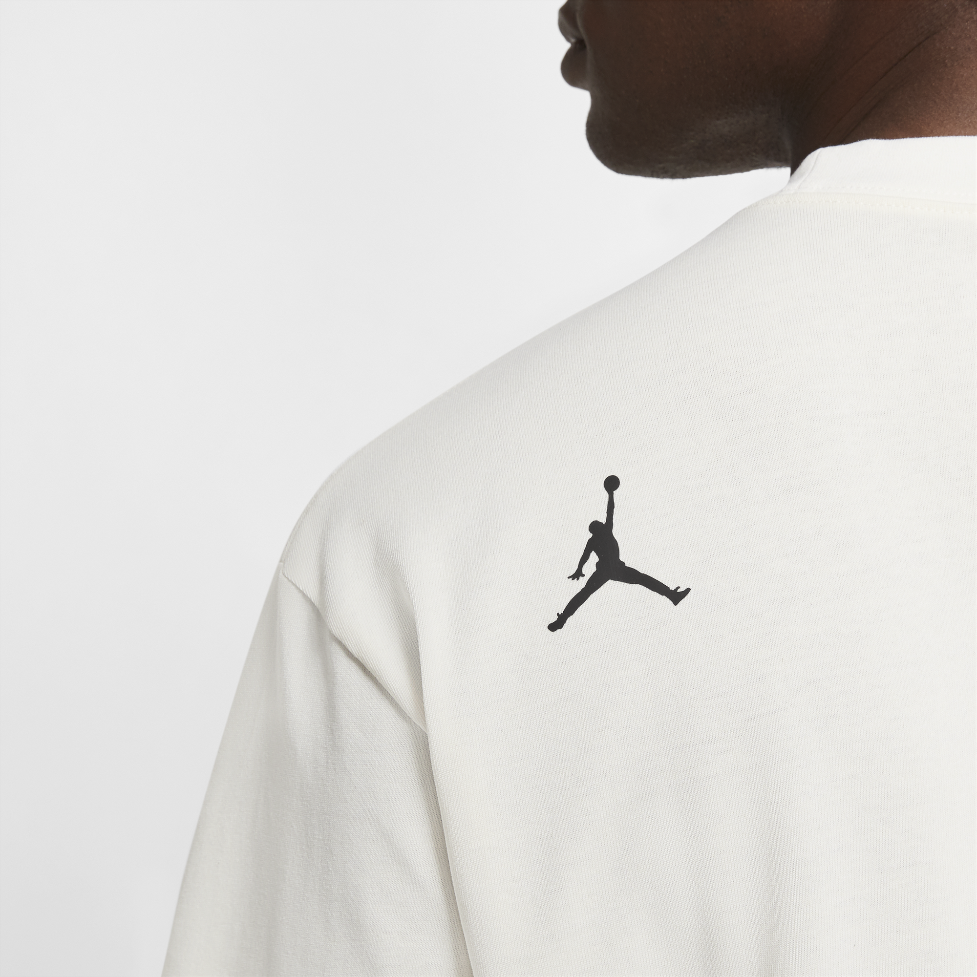 Air Jordan Mens Statement T-Shirt  'Pure/black'