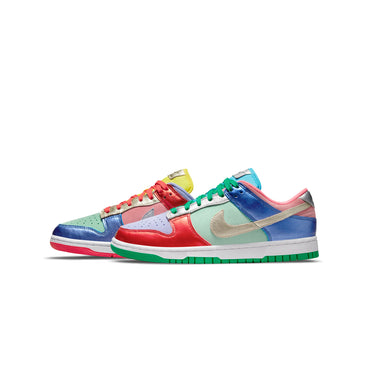 Nike Womens Dunk Low Sunset Pulse SE Shoes