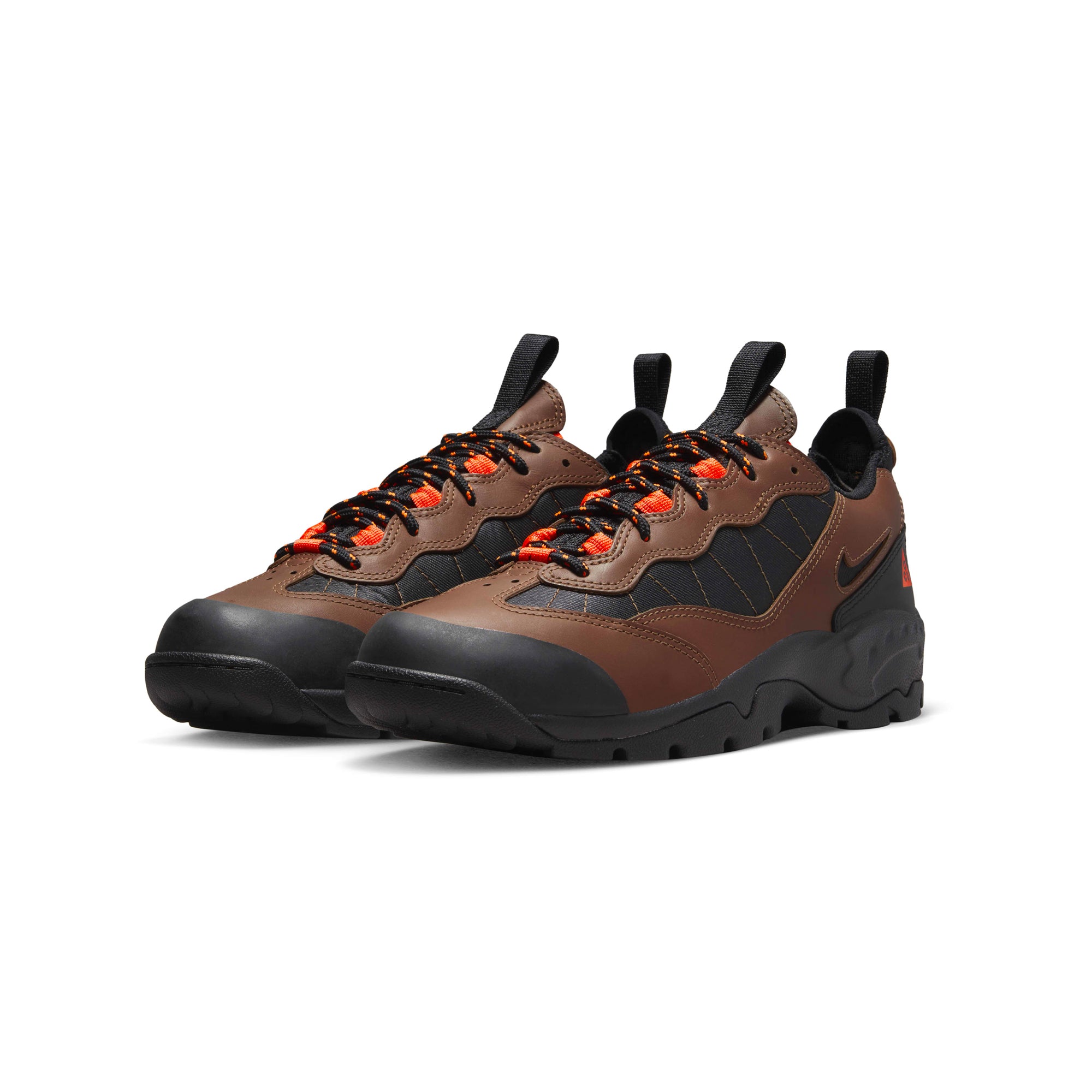 Nike ACG Mens Air Mada Shoes – Extra Butter