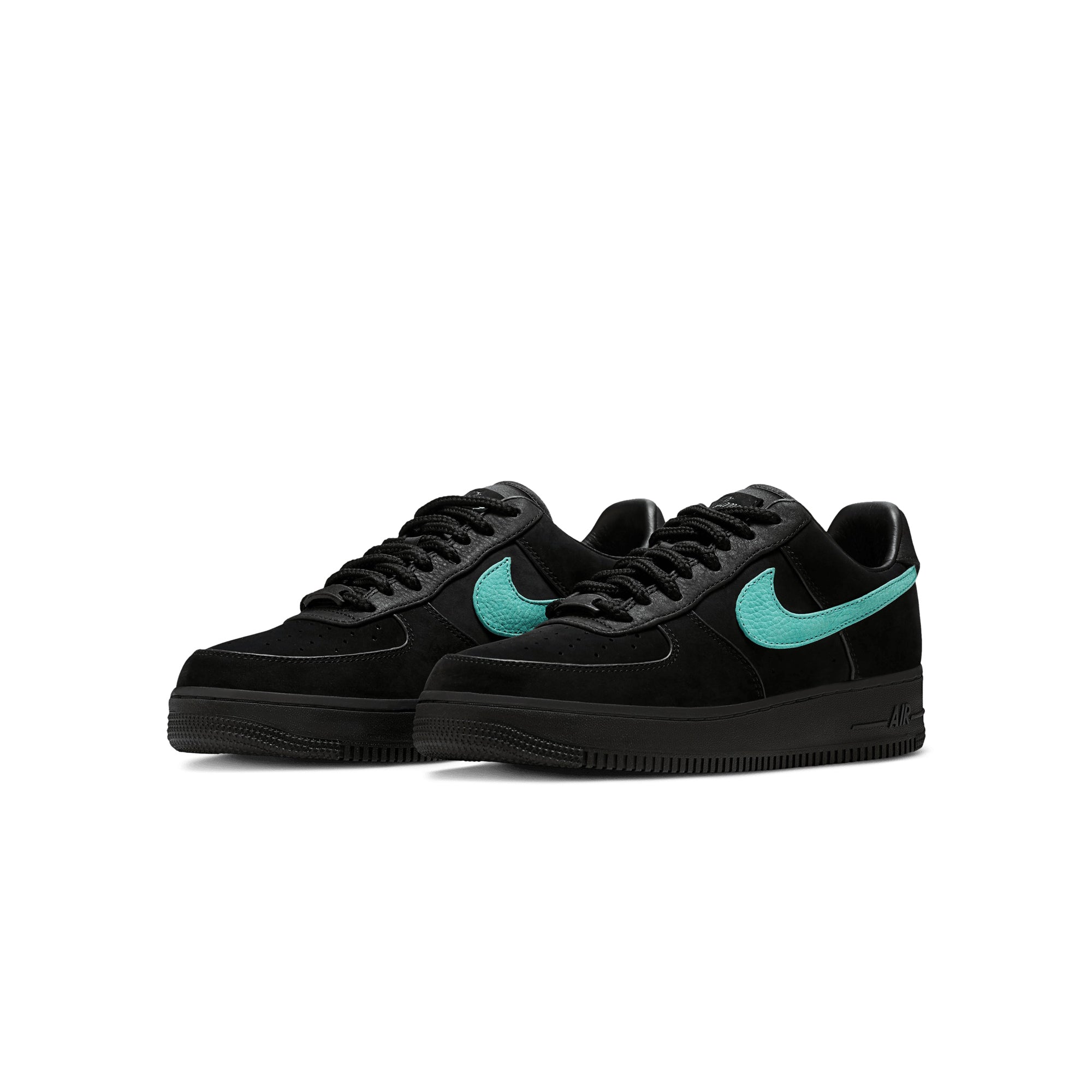 Nike Nike X Tiffany And Co. Air Force 1 Friends And Family Pack With Jacket  And Accessories