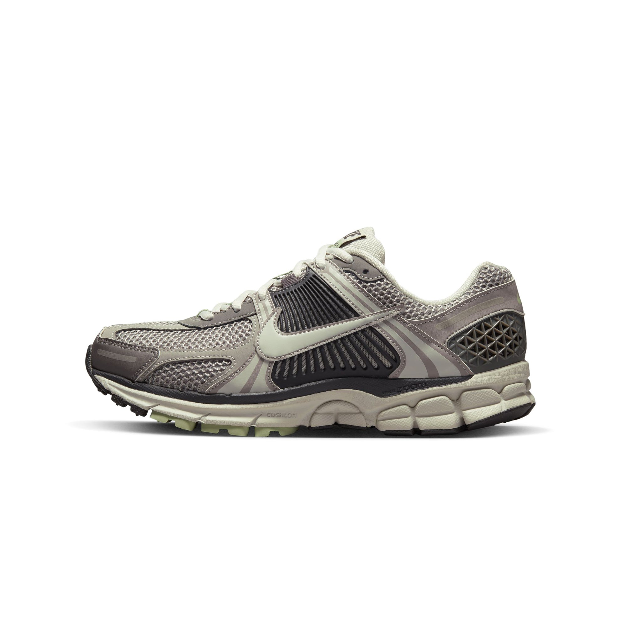 Nike Womens Zoom Vomero 5 Shoes