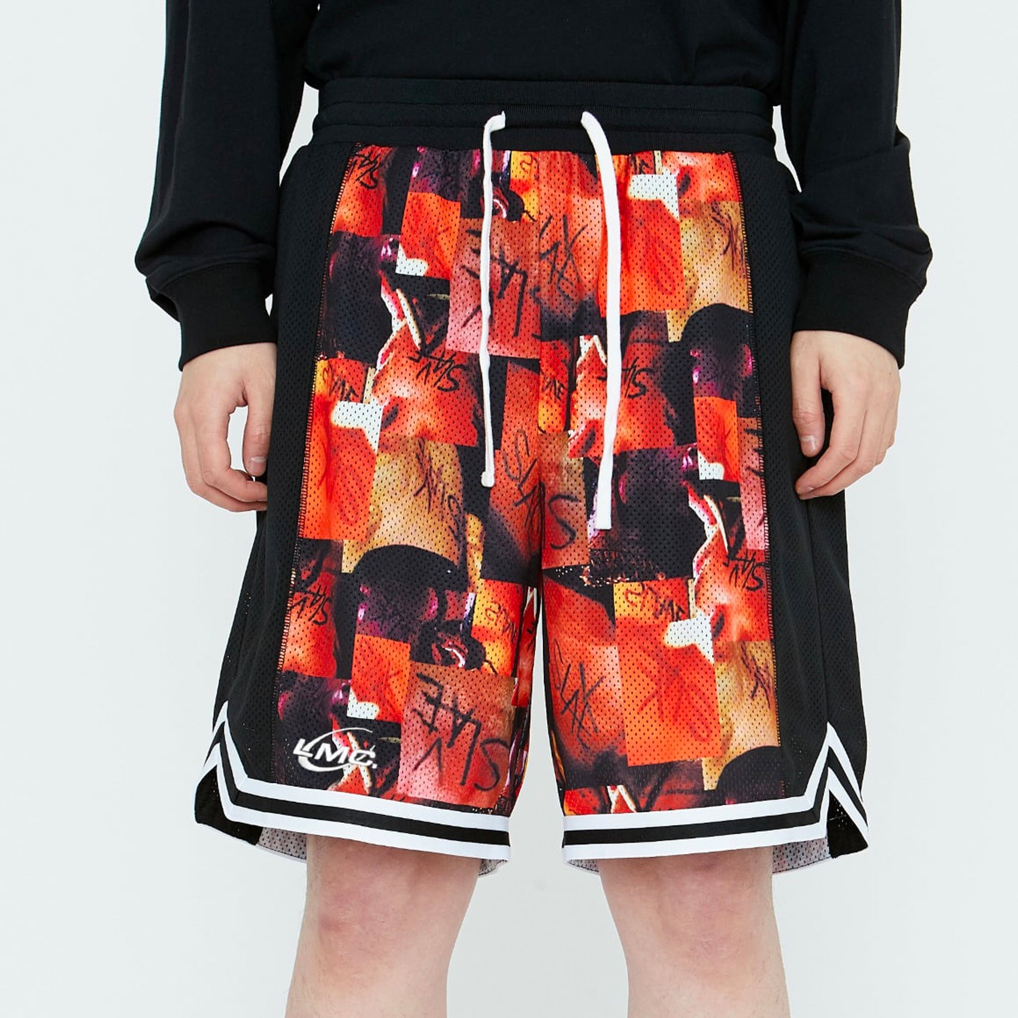 Chillin' Basketball Shorts Red / L