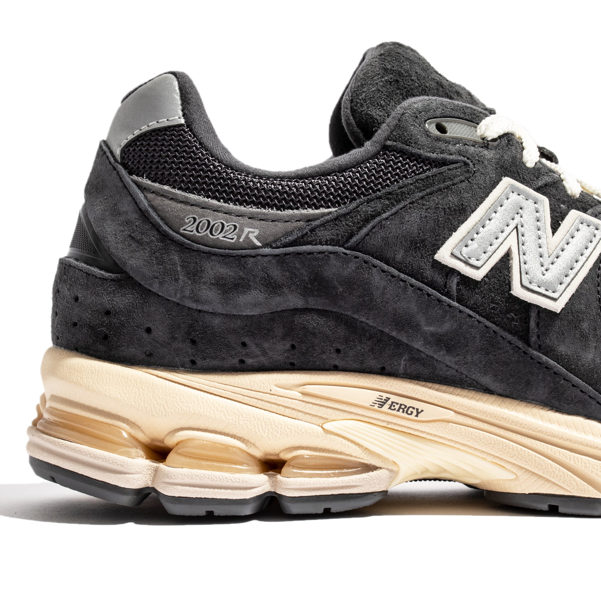 New Balance Mens 2002R Shoes