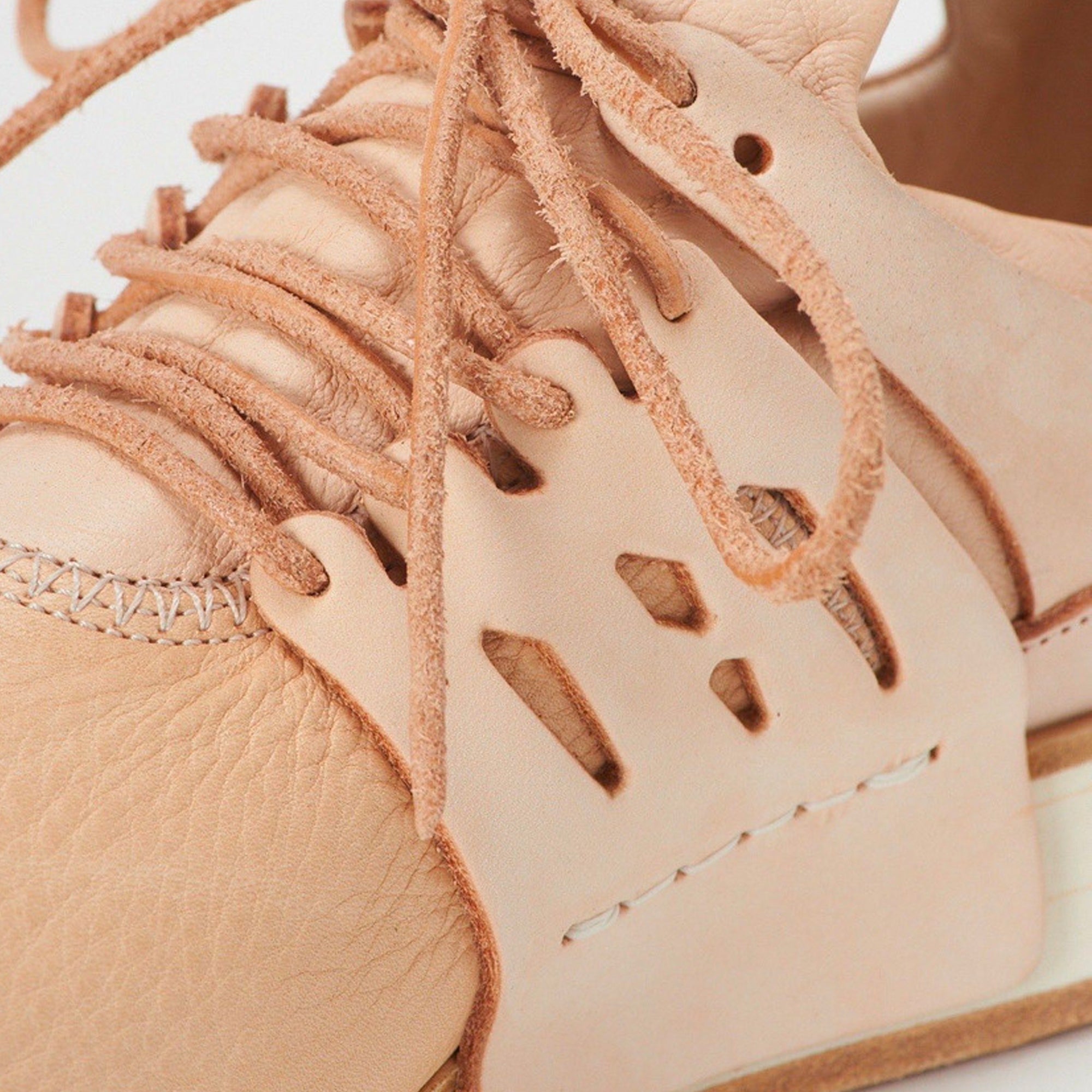 Hender Scheme Manual Industrial 12 Shoes