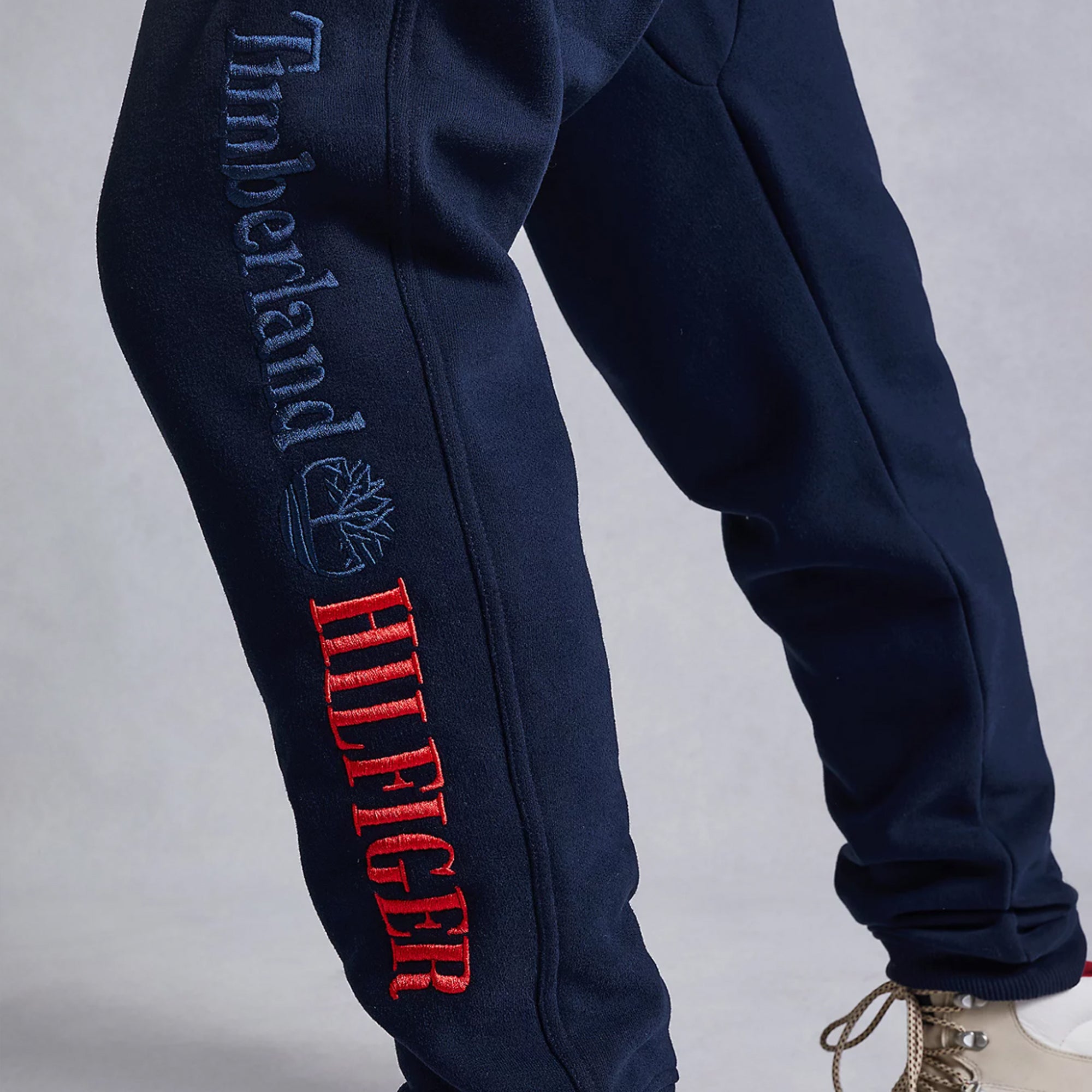 Tommy Hilfiger x Timberland Mens Ri Logo Sweatpants 'Desert Sky'