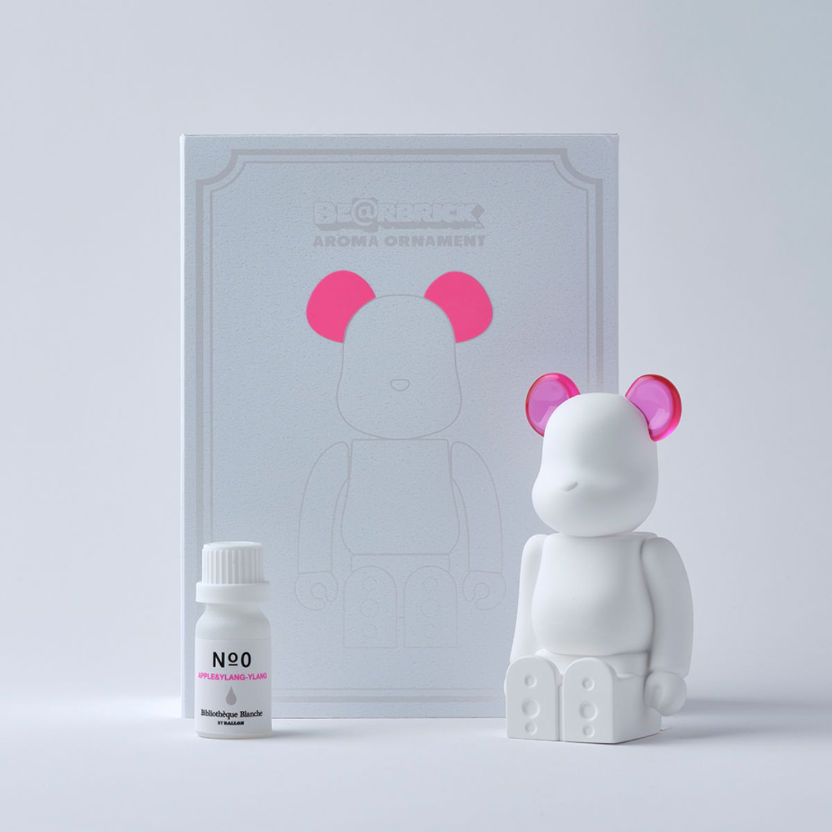 Medicom x Bibliotheque Blanche Be@rbrick Pink Aroma Ornament